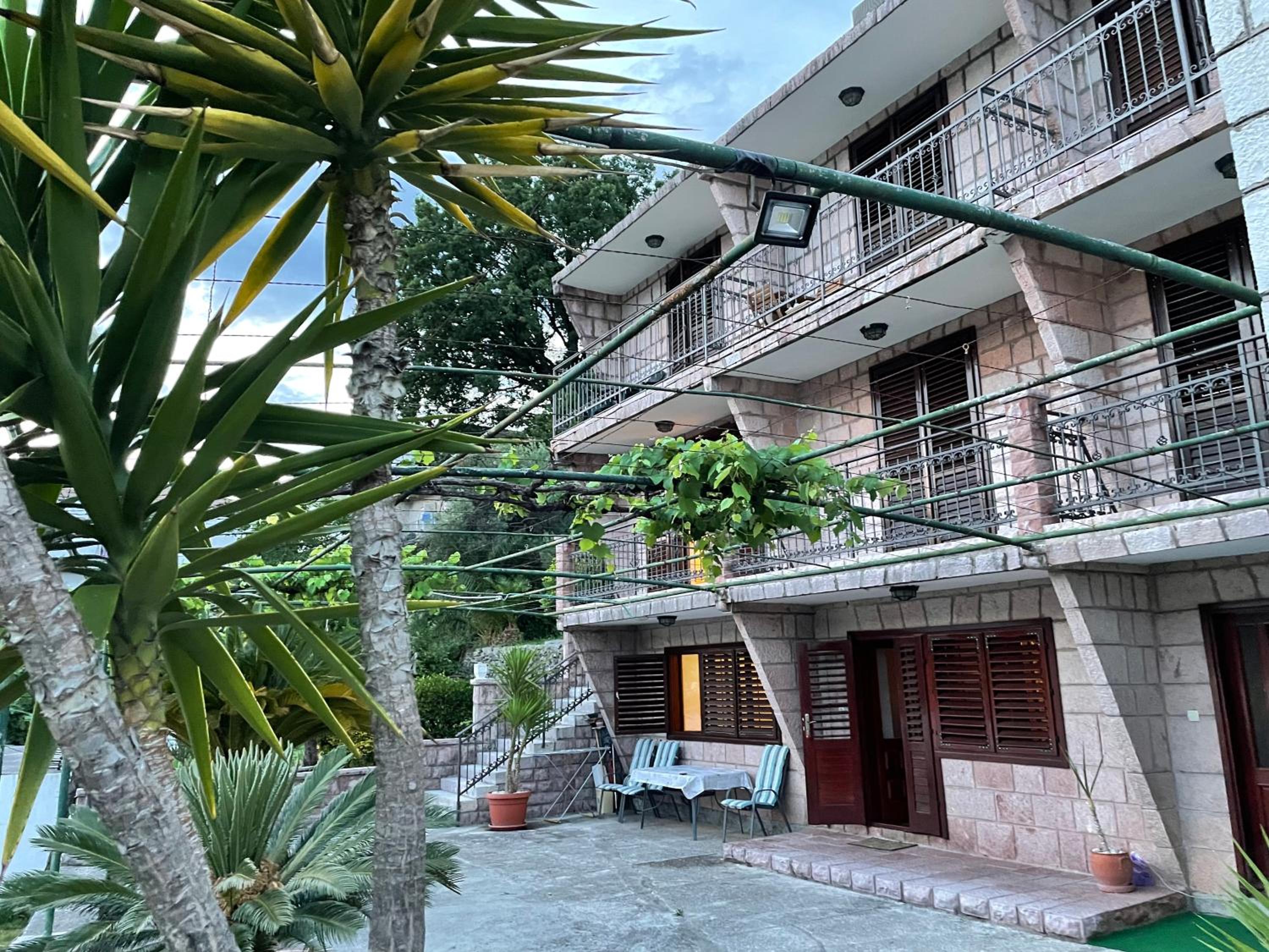 Apartman Maki view 2
