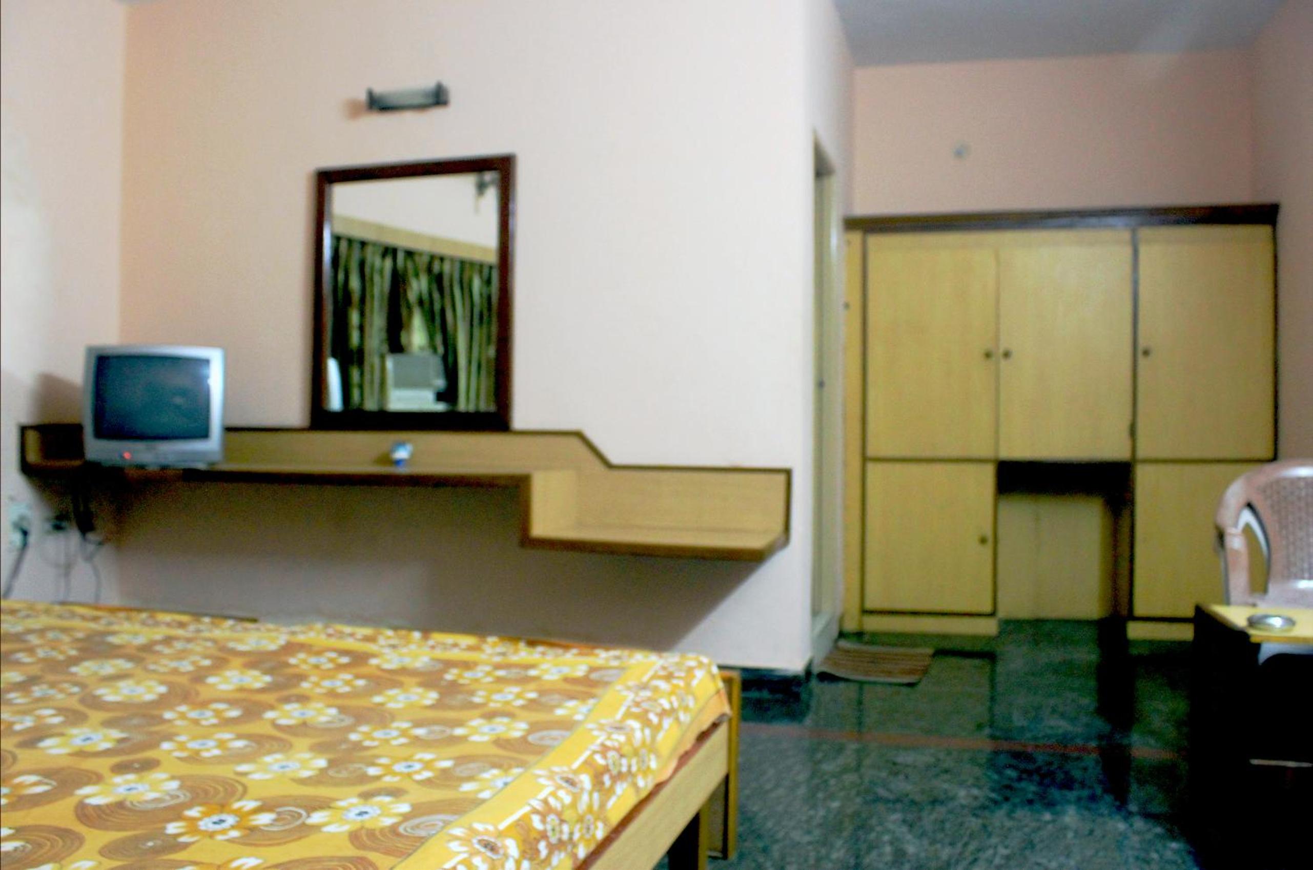 Vinodhara Guest House