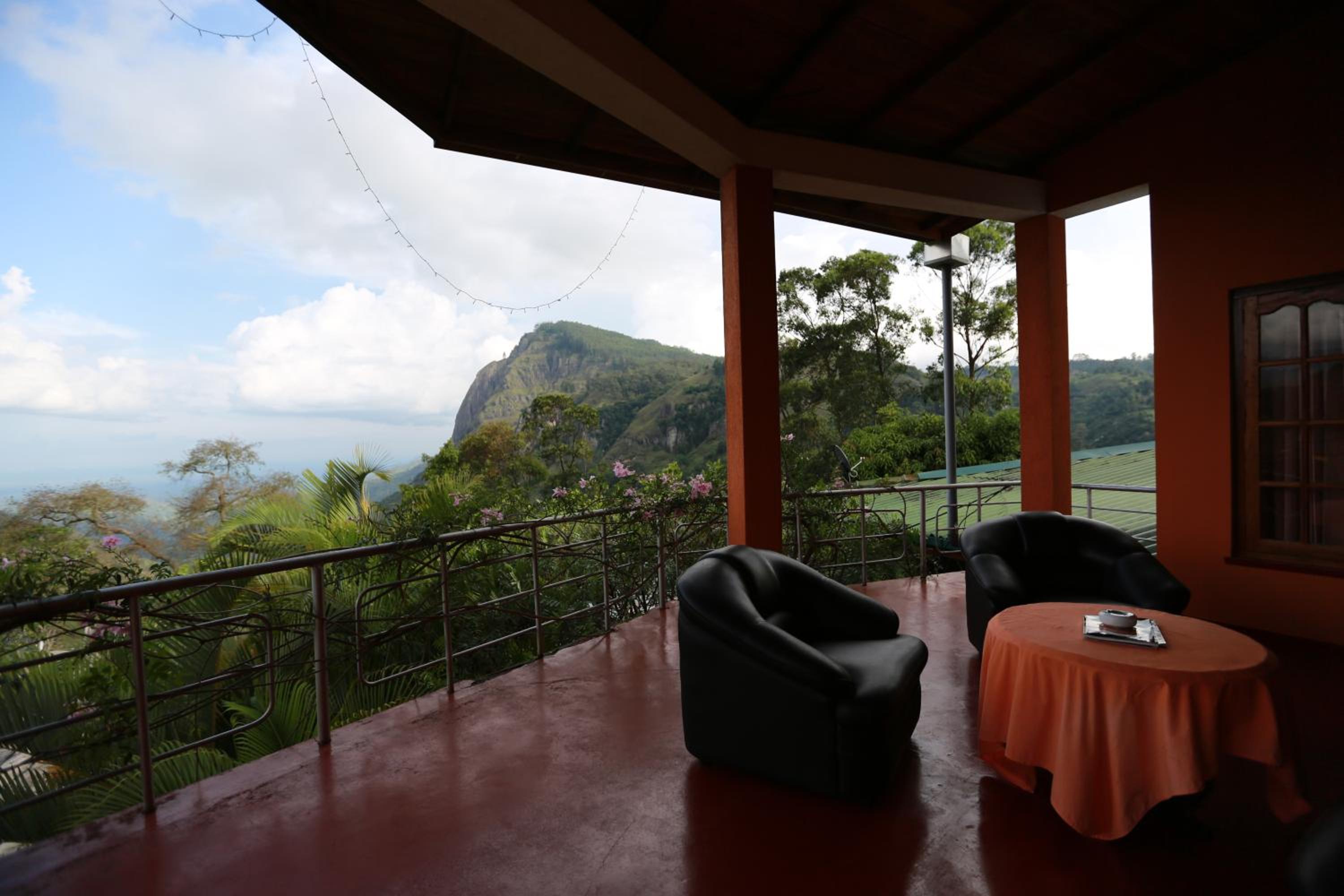 Tea Garden Holiday Inn