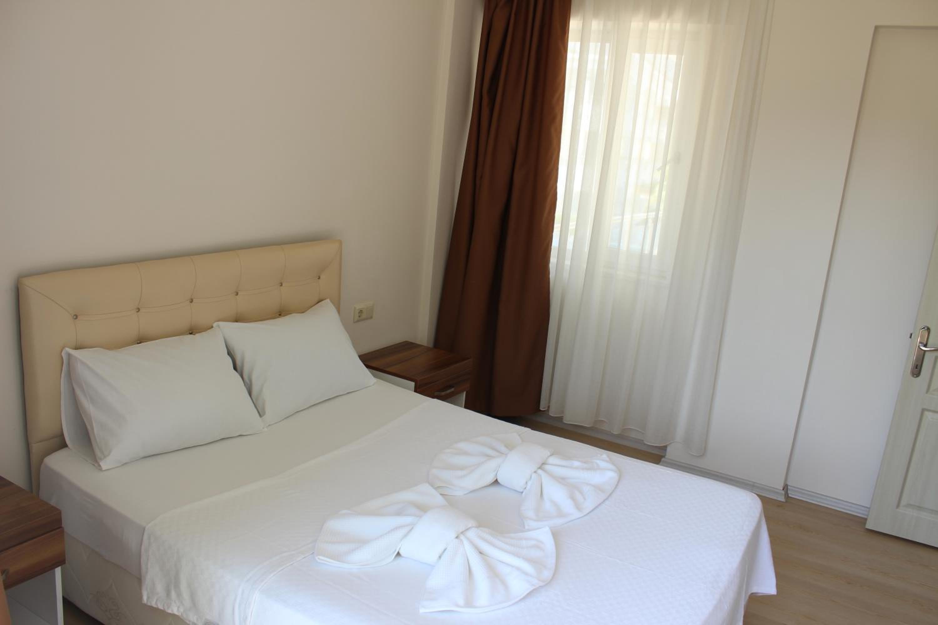 Tebriz Apart - Image 20