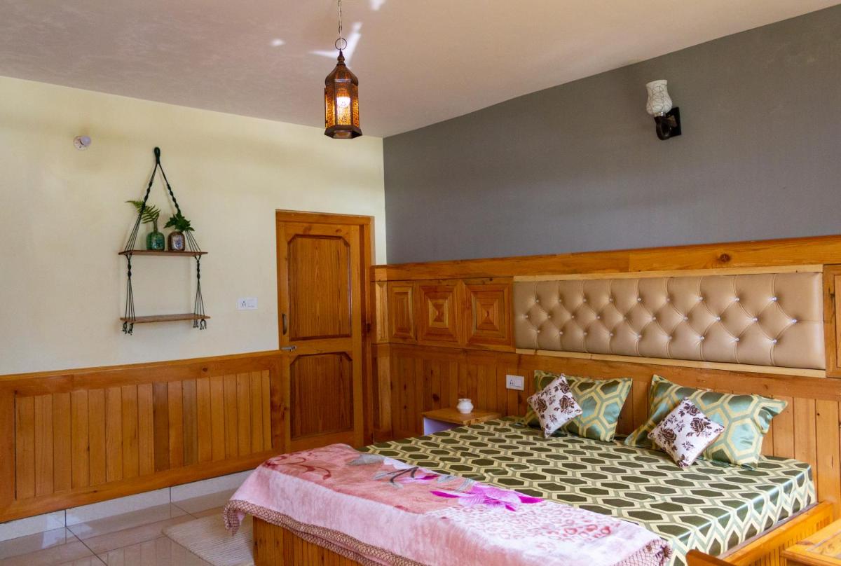 The Homstel Manali view 5