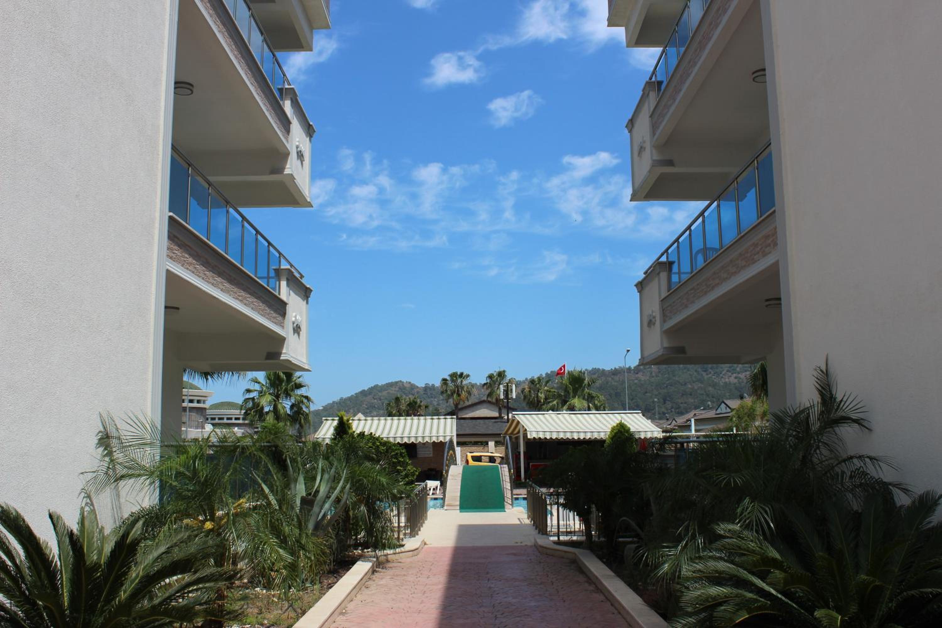 Tebriz Apart - Image 25