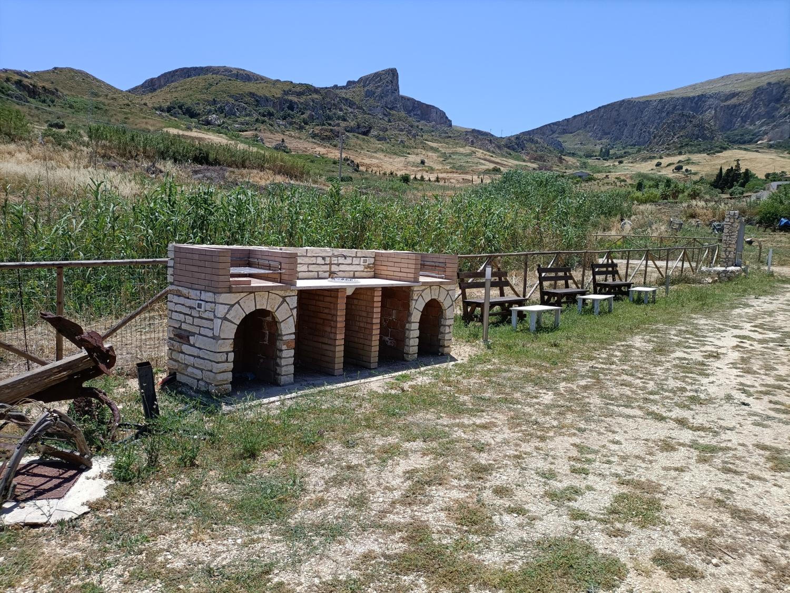 Photo 42