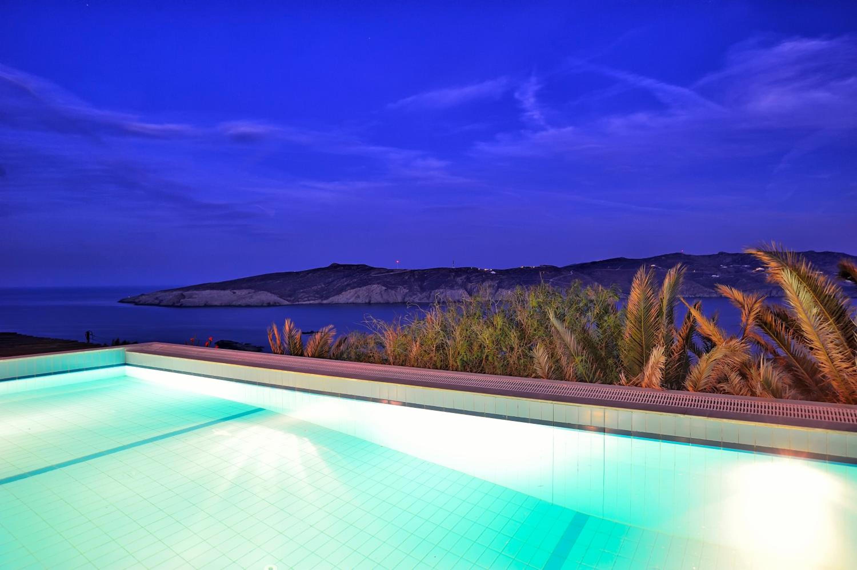 Siourdas Mykonos Villas