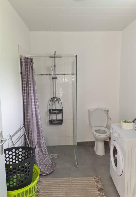 Bung'hello Village, Piscine et Parking gratuit view 3
