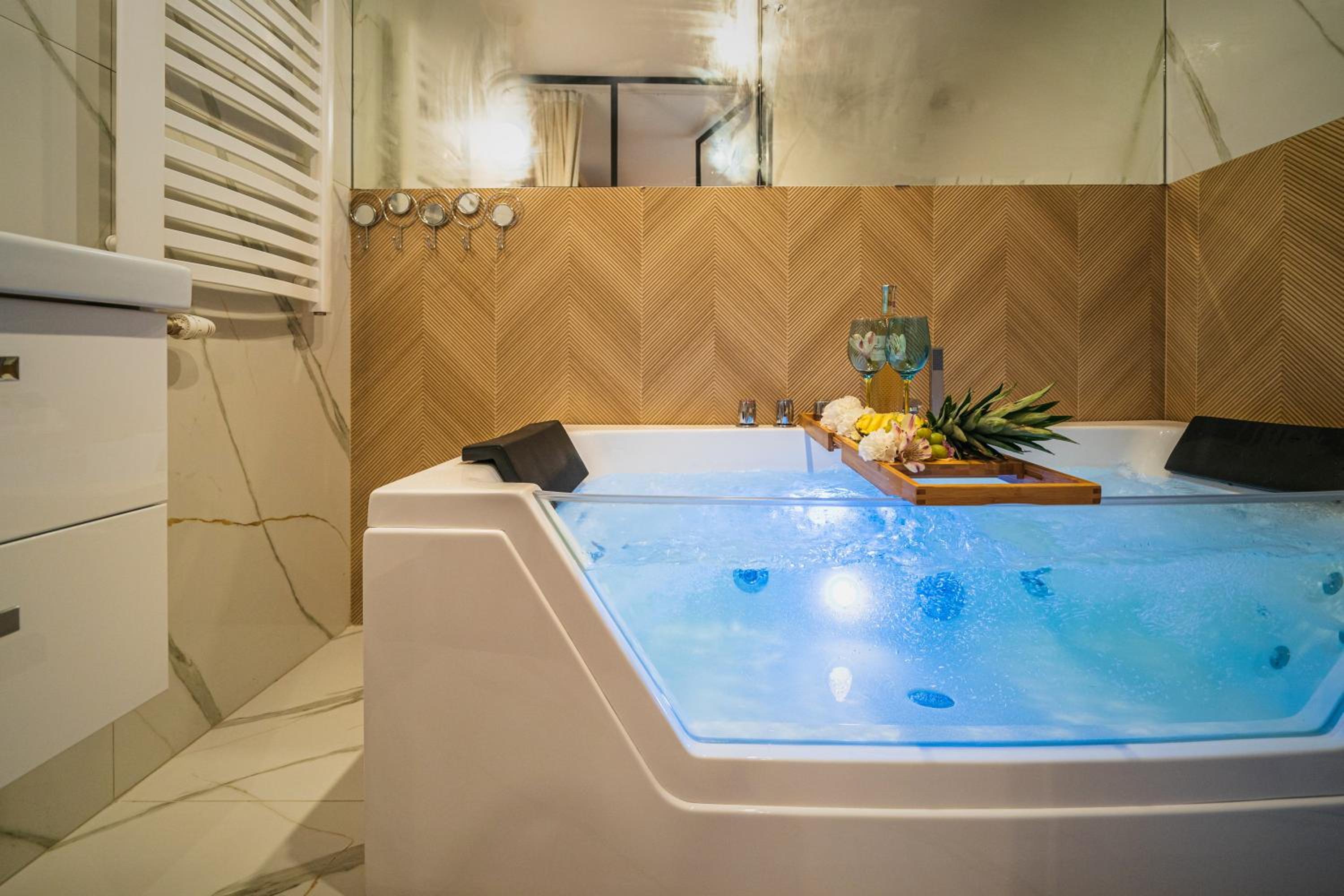 GORSKI RESORT Lux Apartments Jacuzzi & Sauna
