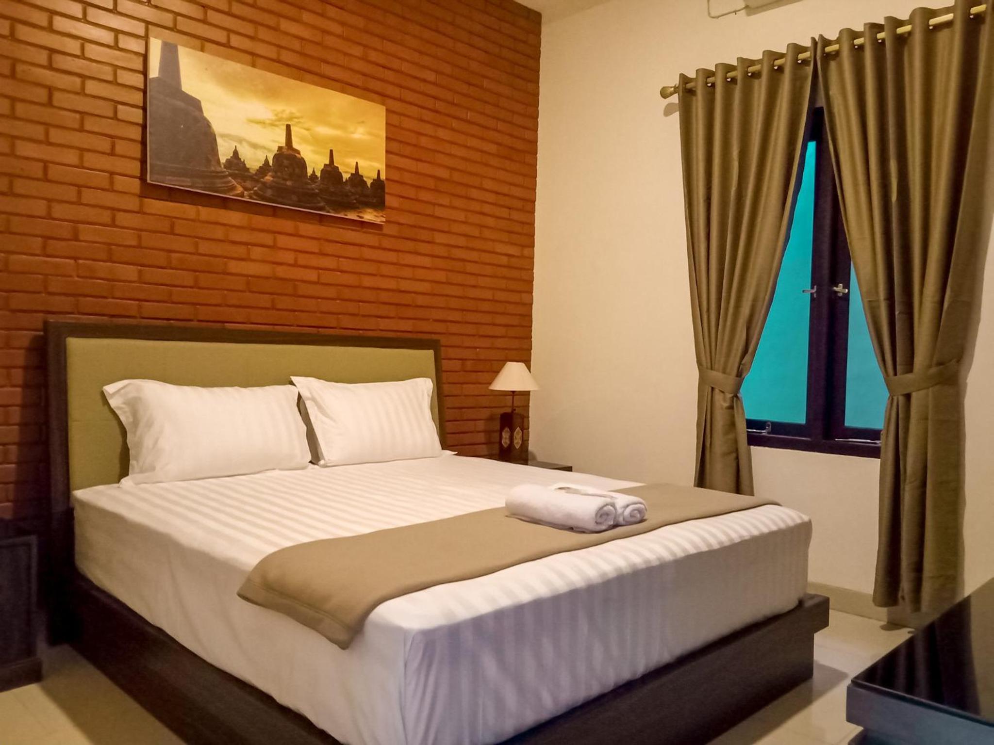 Omah Watu Homestay