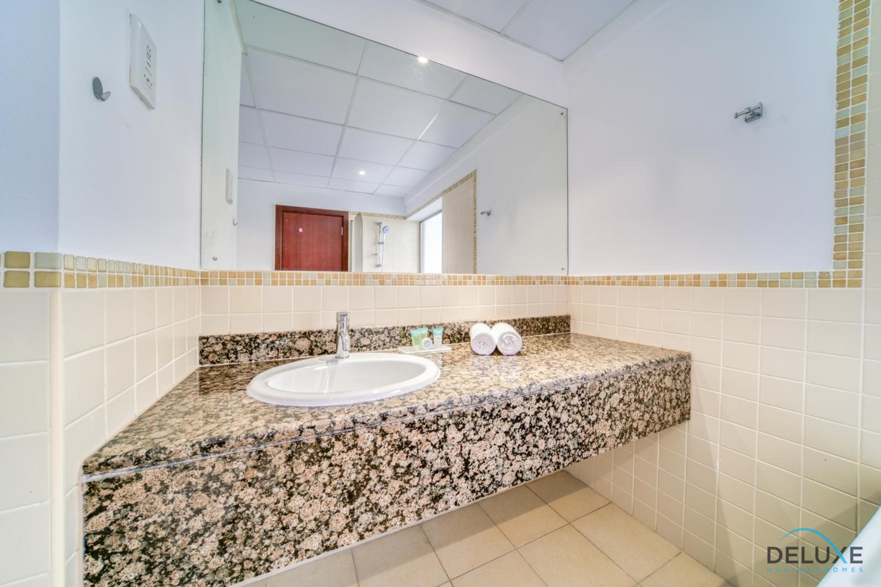 Impeccable 2BR at Bahar 2 JBR by Deluxe Holiday Homes