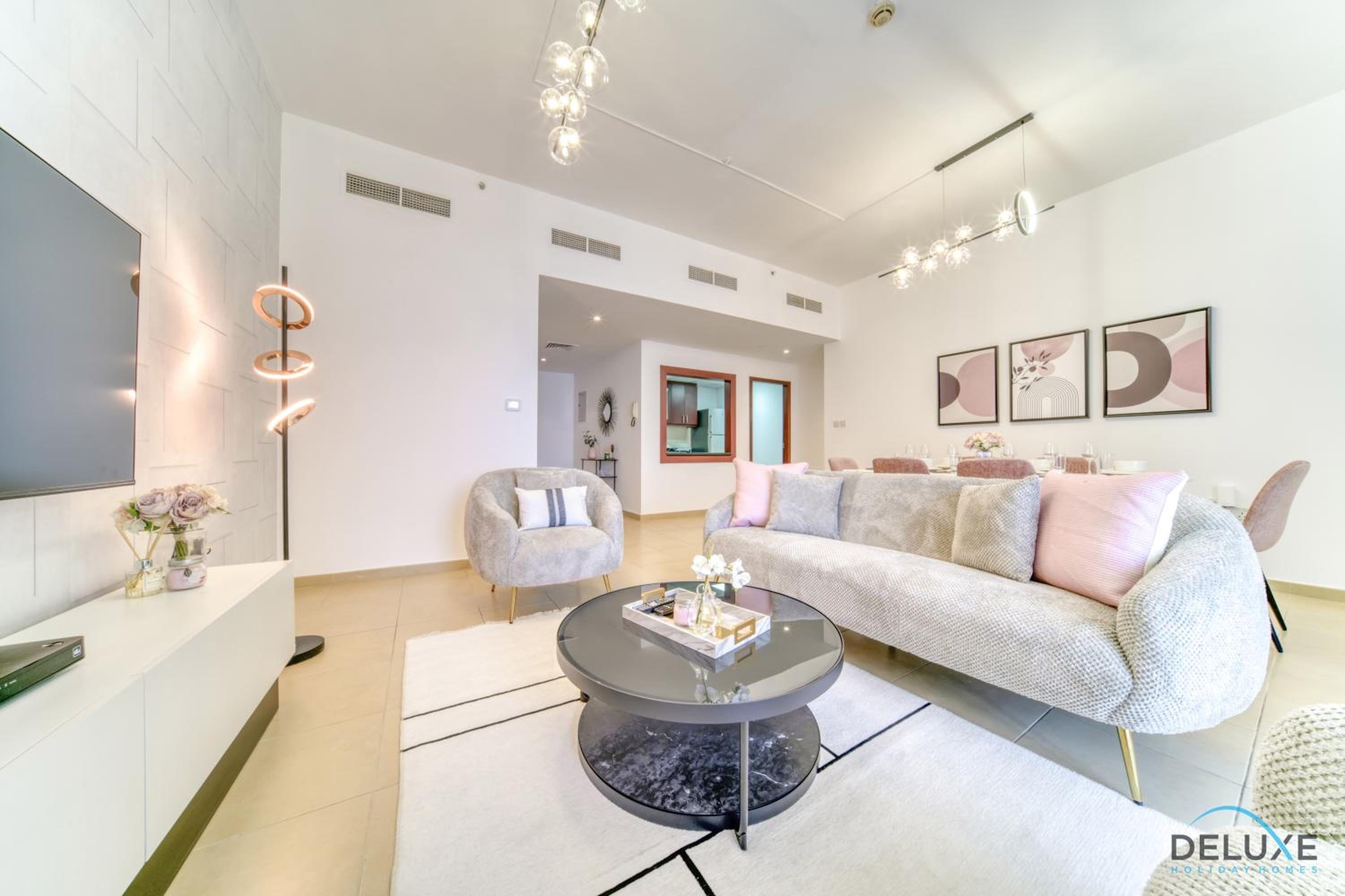 Impeccable 2BR at Bahar 2 JBR by Deluxe Holiday Homes