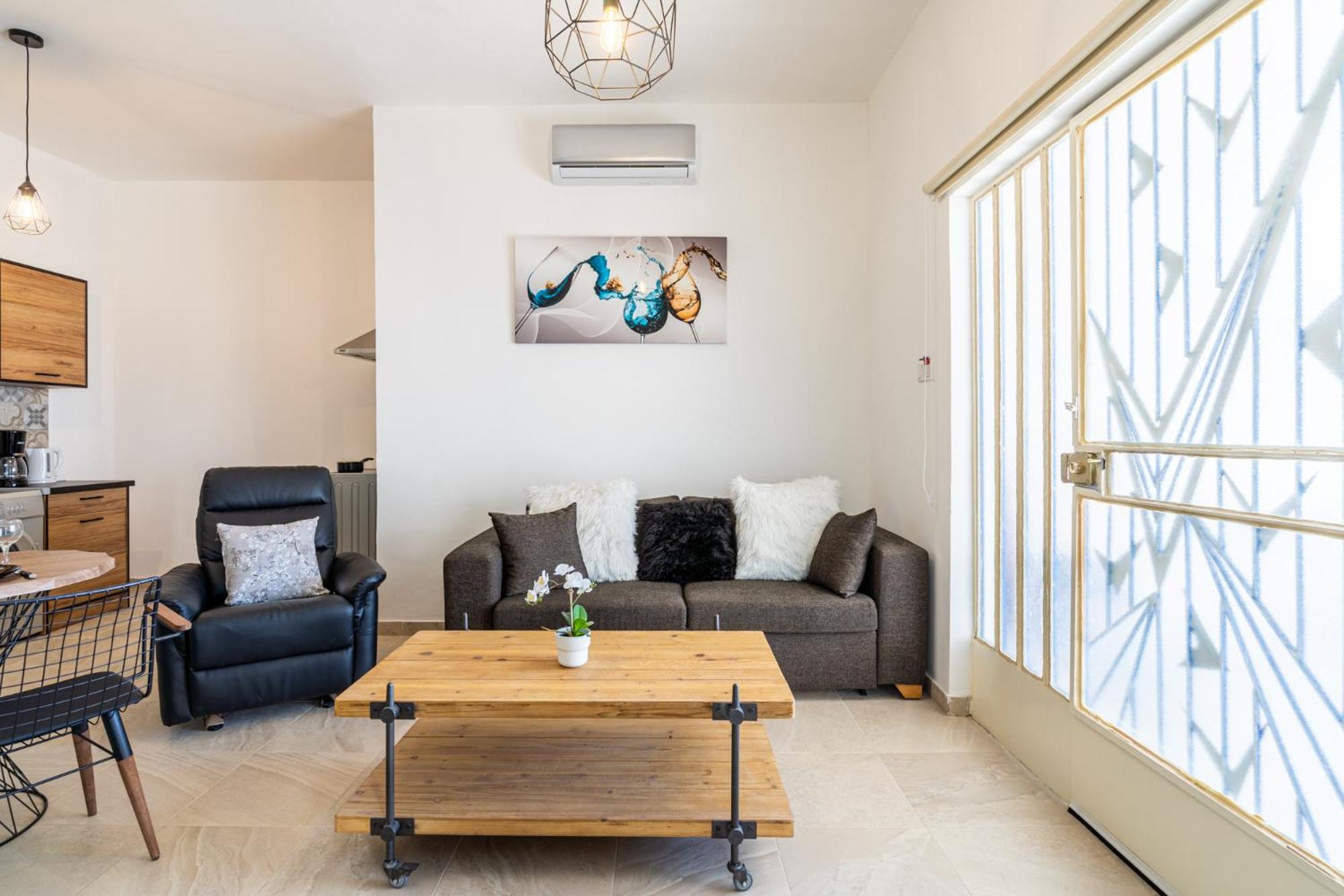 Nala - 2 BR Apartment in Larnaca view 5