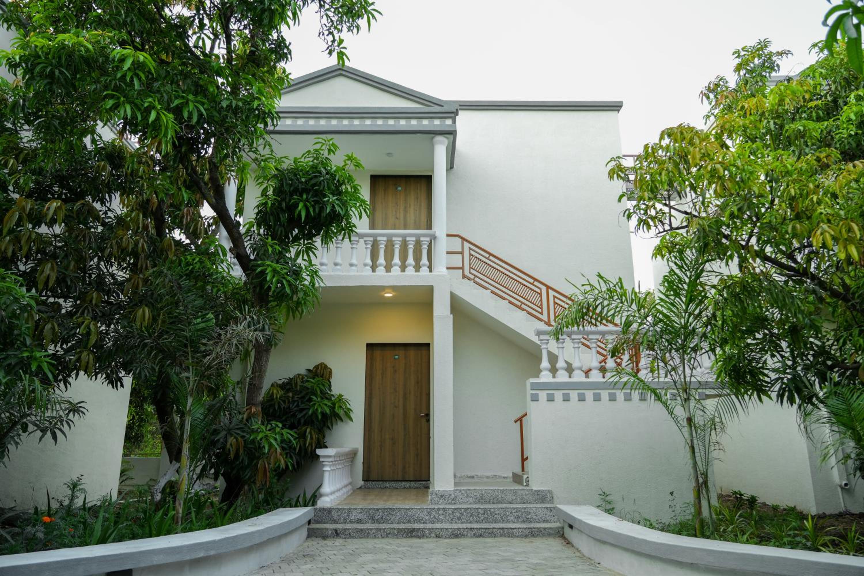 Van Vihar Resort