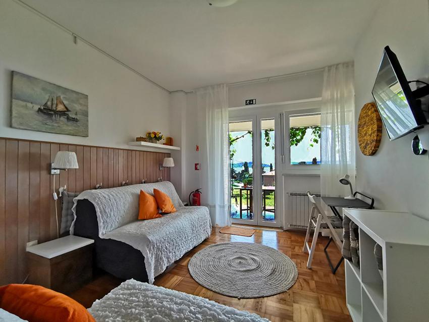 Apartments Nea