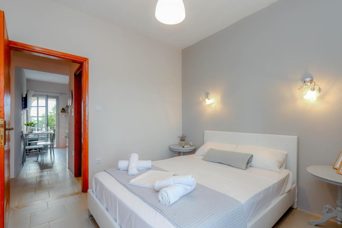 Calma Luxury Apartments #2 Sozopoli in Halkidiki view 3