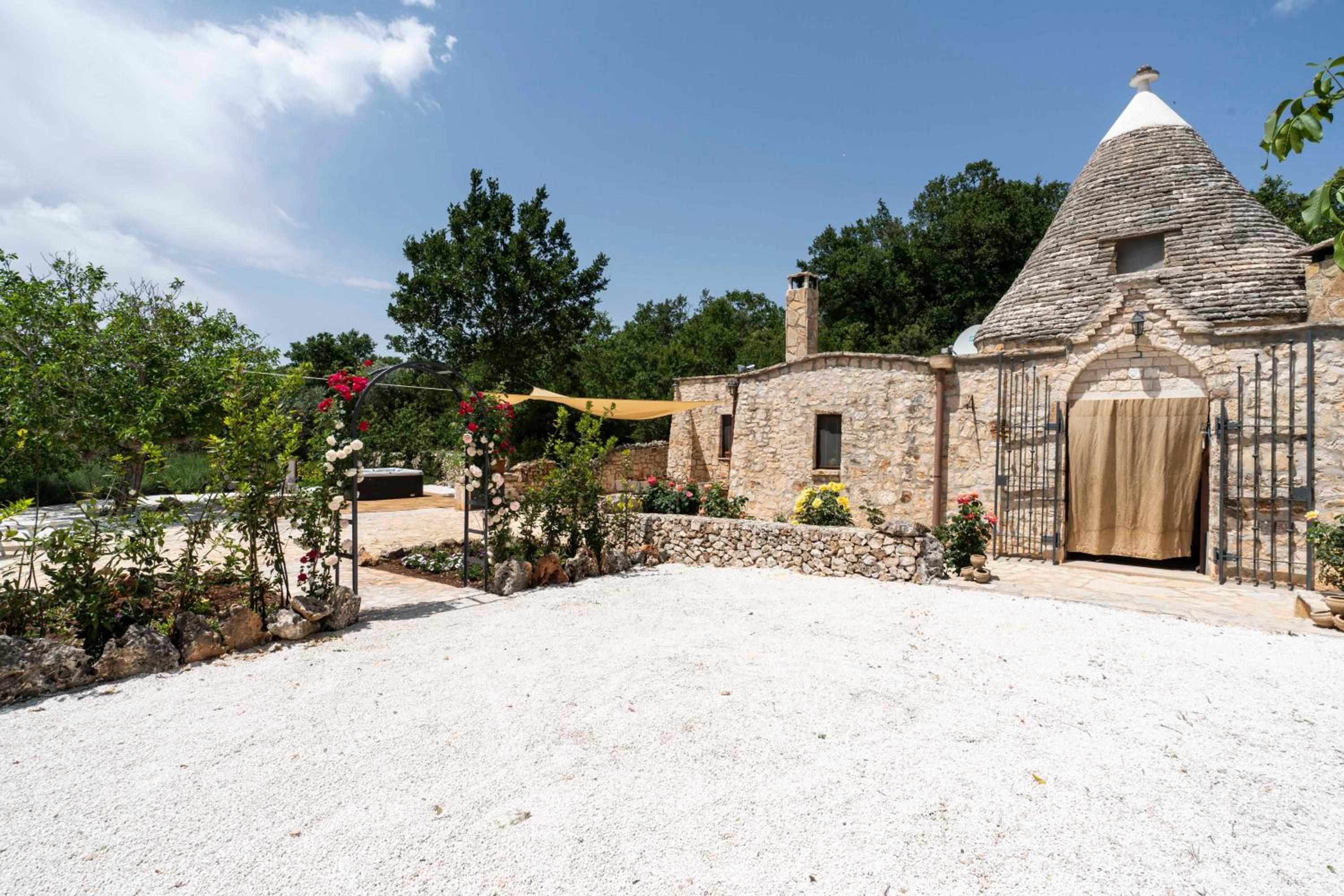 Trullo Fragno by Wonderful Italy en Noci