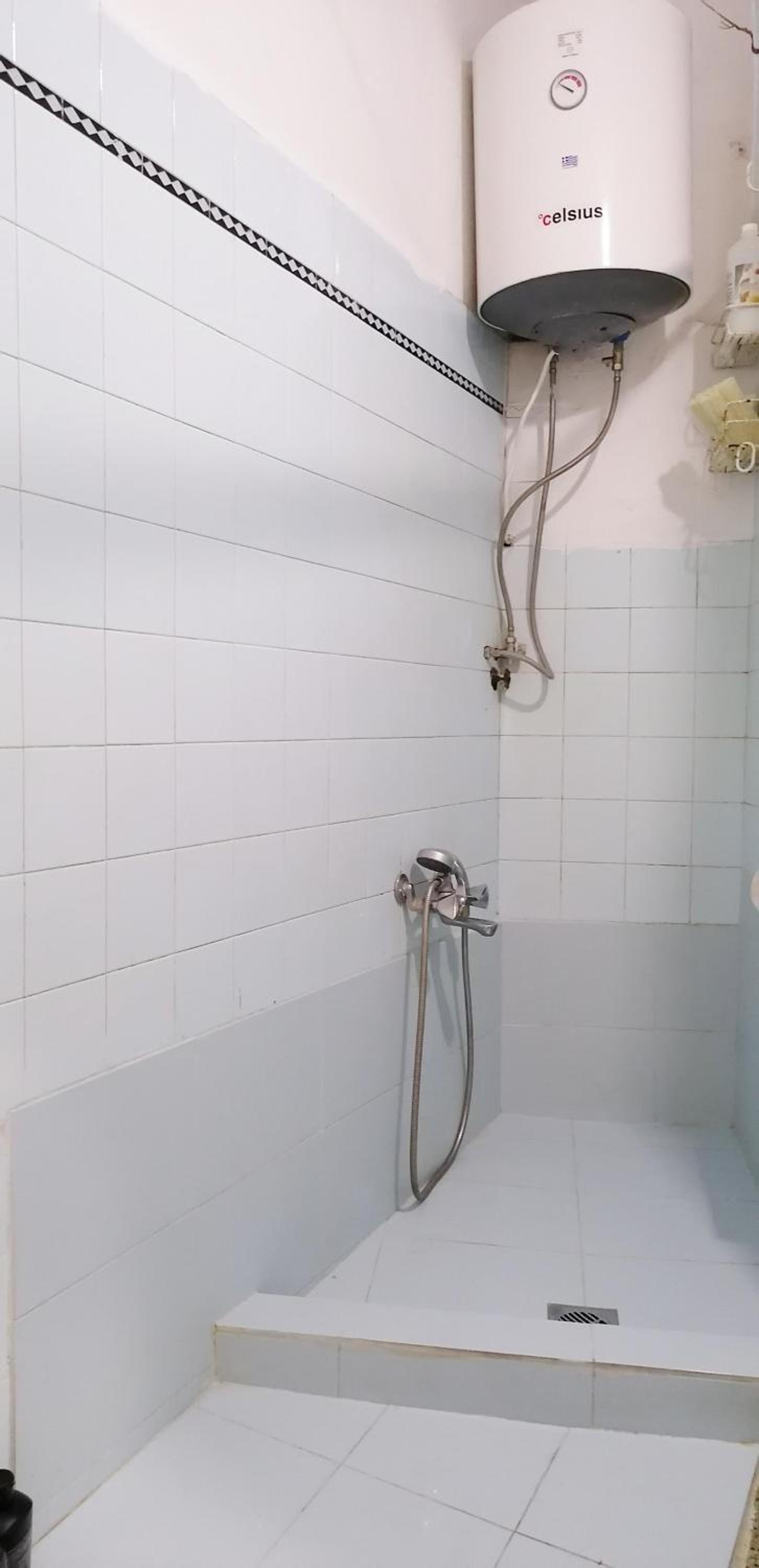 SHARED ROOMS NEAR ACROPOLIS AND MONASTIRAKI