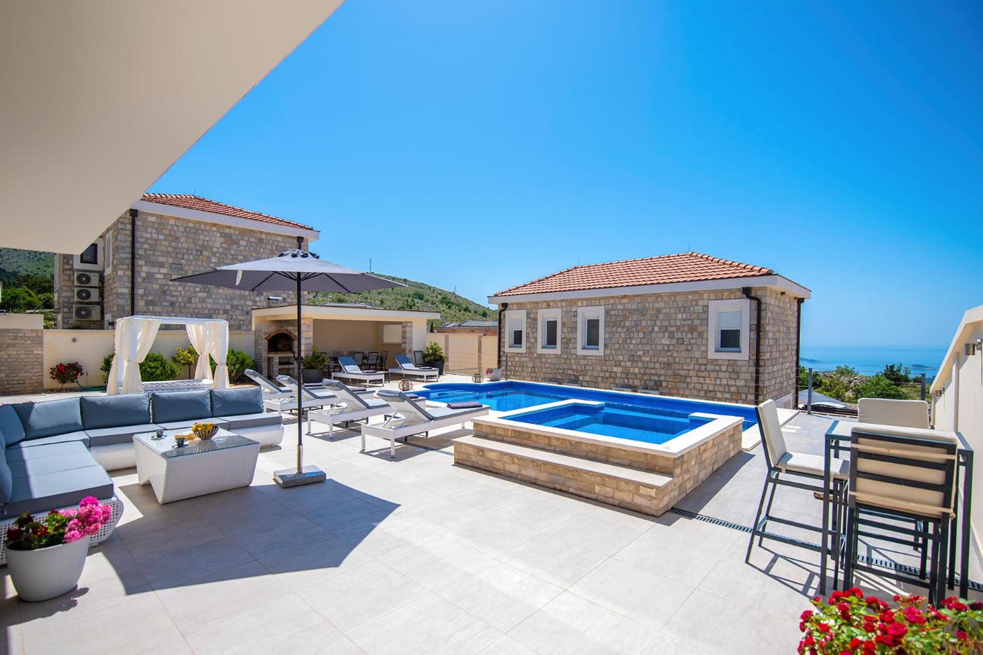 Luxury Villa Miriam with private pool and jet pool near Dubrovnik