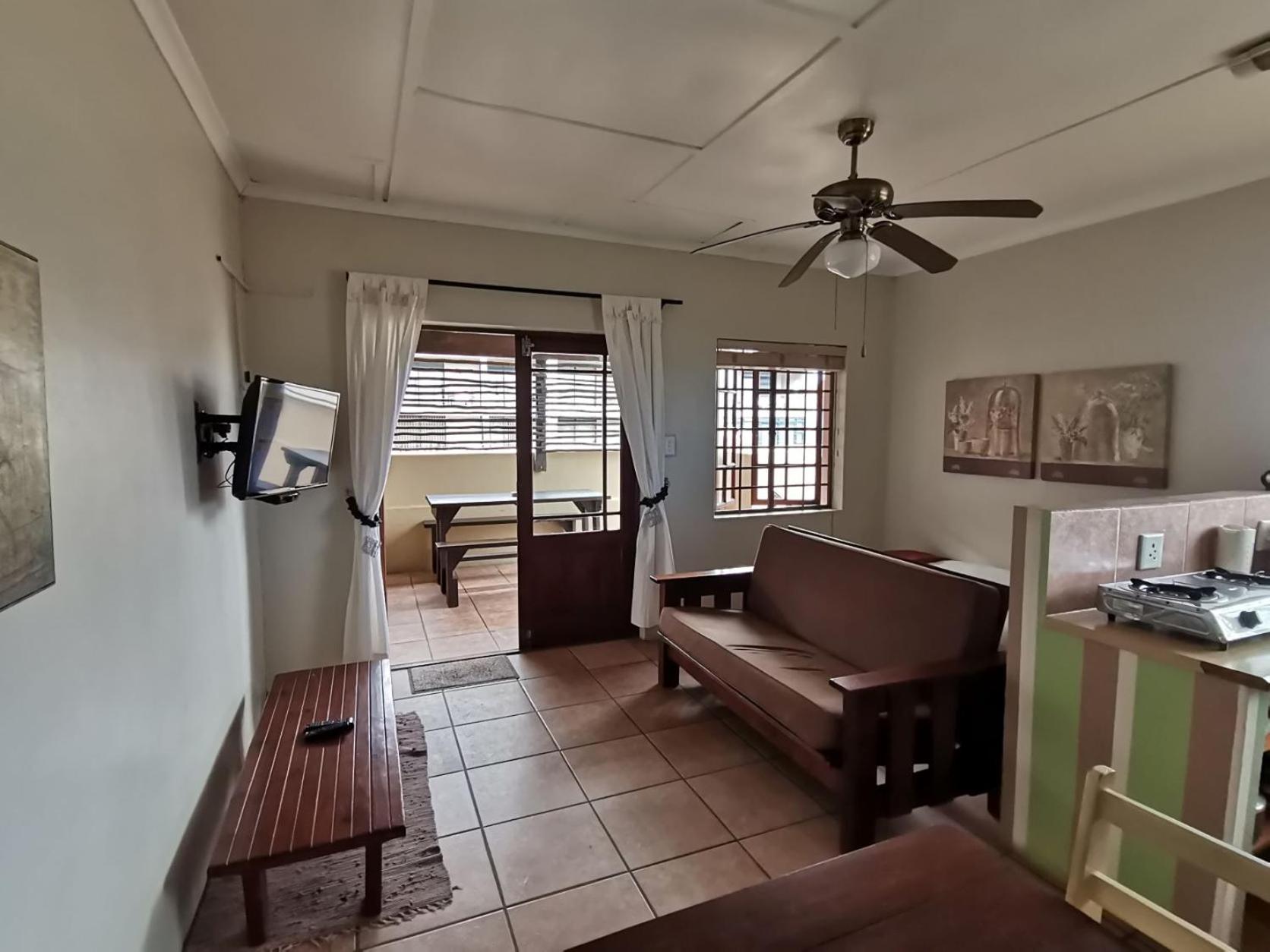 Tourist Lodge Gansbaai