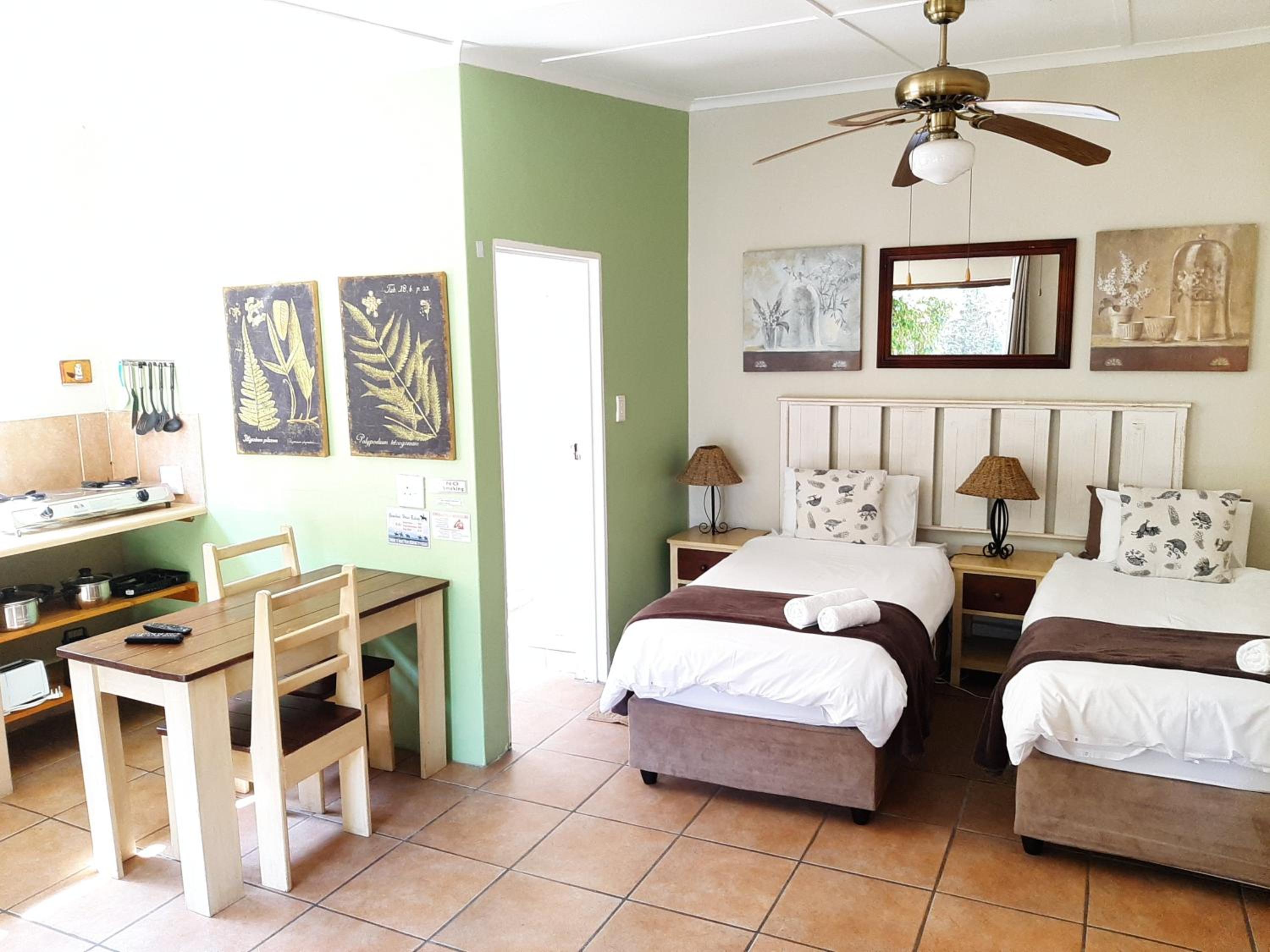 Tourist Lodge Gansbaai