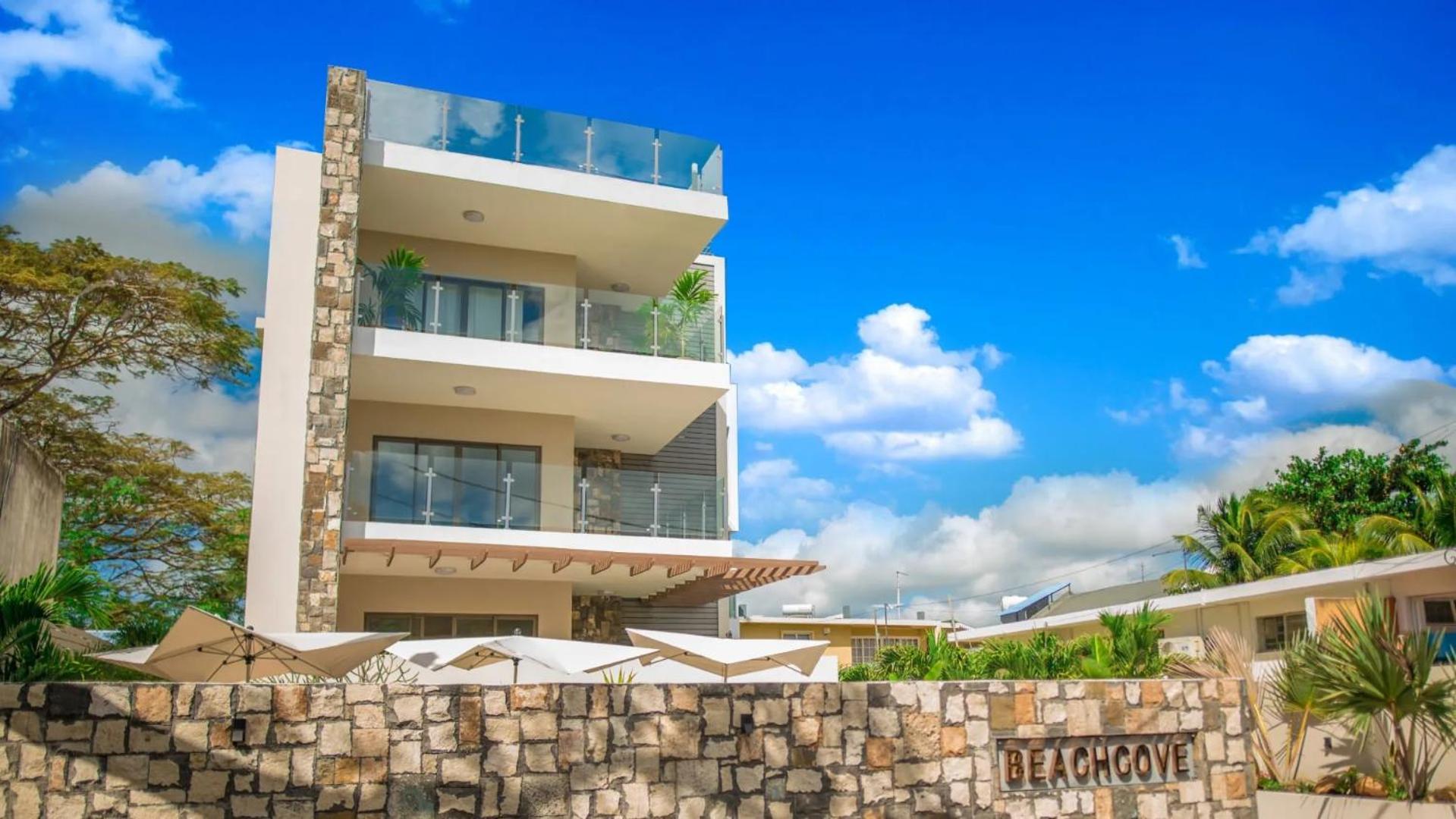 PEREYBERE -PREMIUM STAY- WITH POOL - BEACHCOVE Apartments, North Living, APT 8 view 2