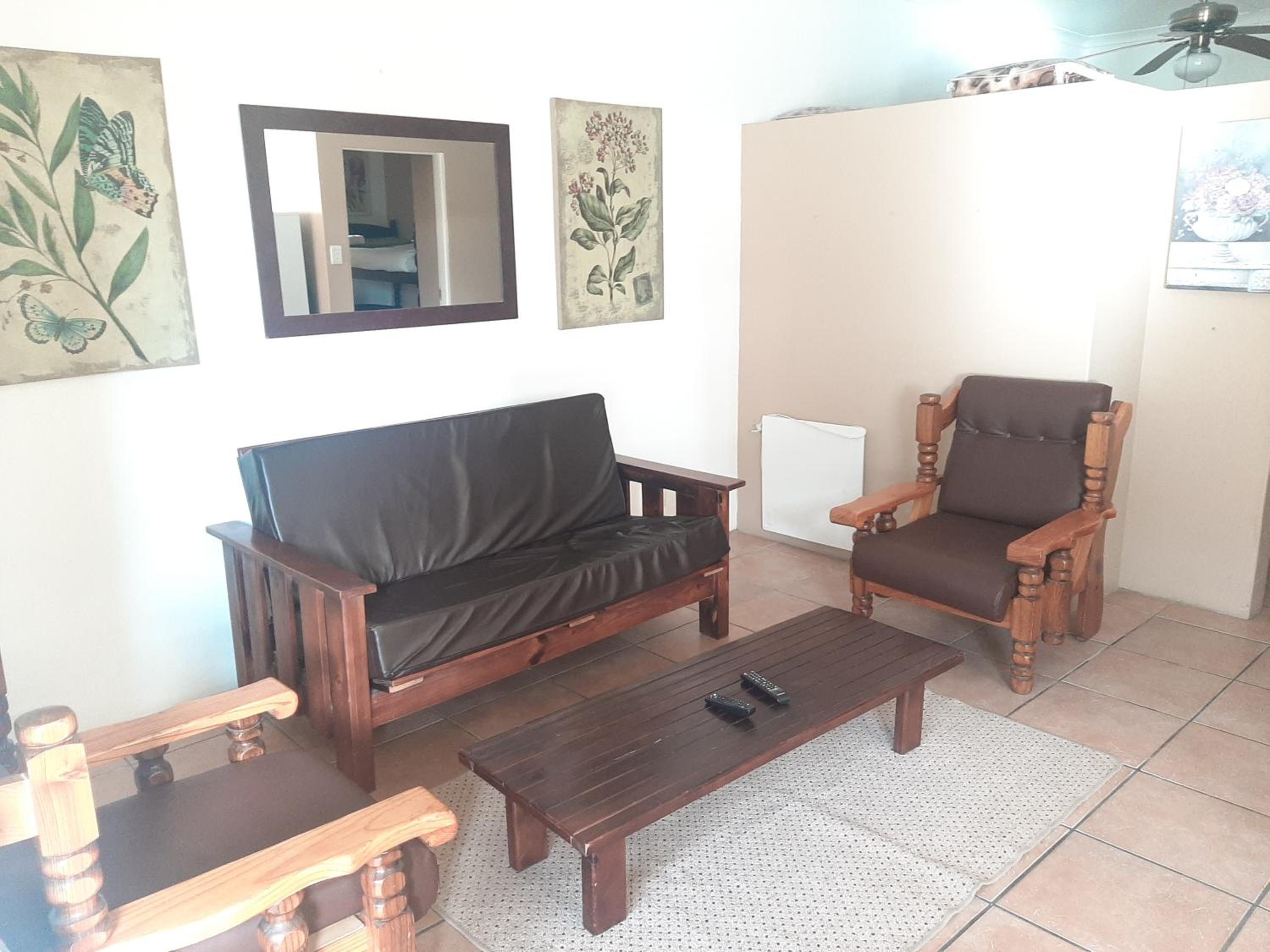 Tourist Lodge Gansbaai