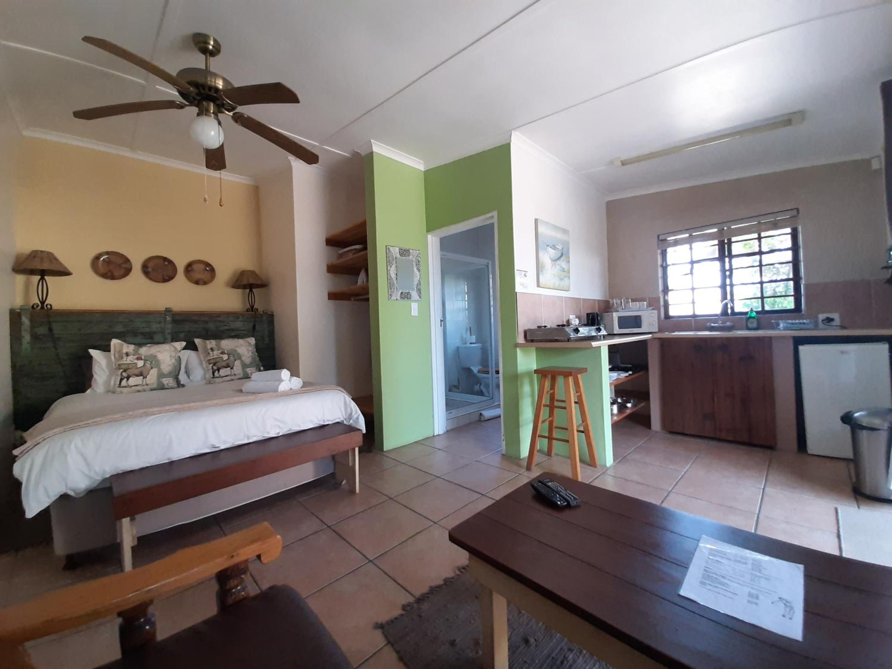Tourist Lodge Gansbaai