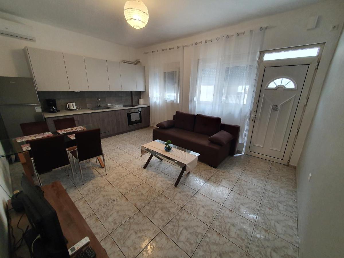 Nice apartment in Alexandroupoli near downtown photo 2