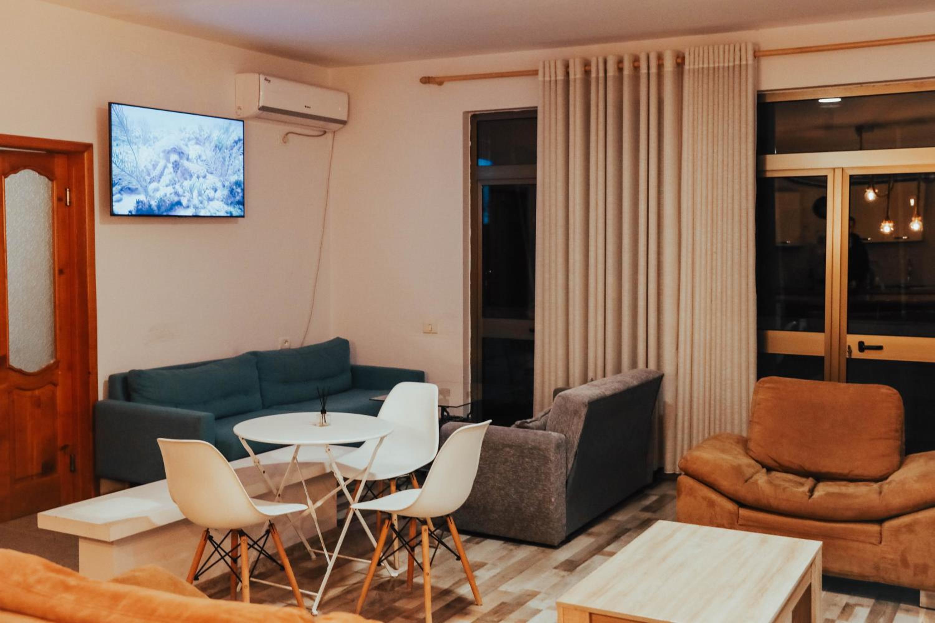 ART Hostel