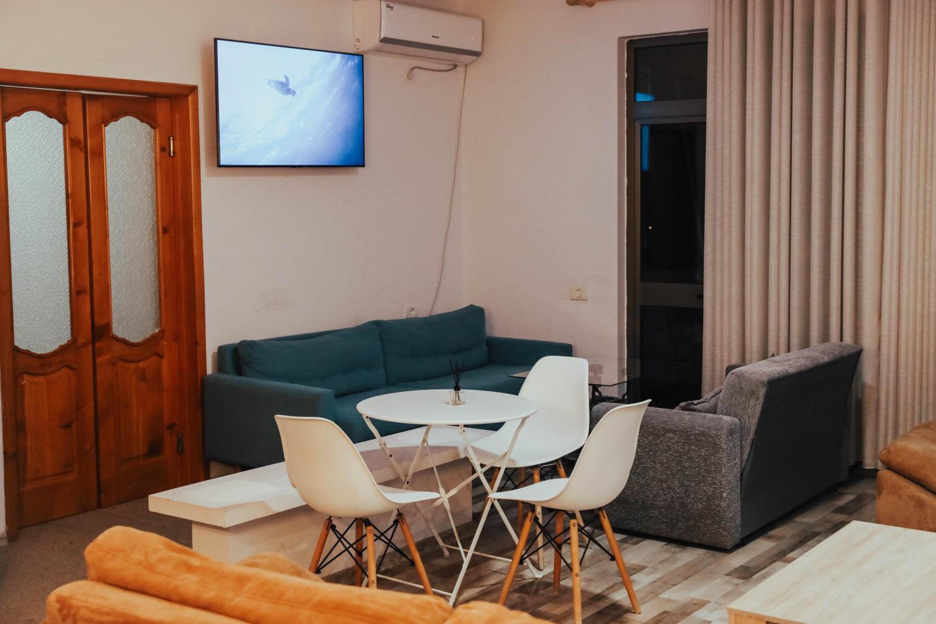 ART Hostel