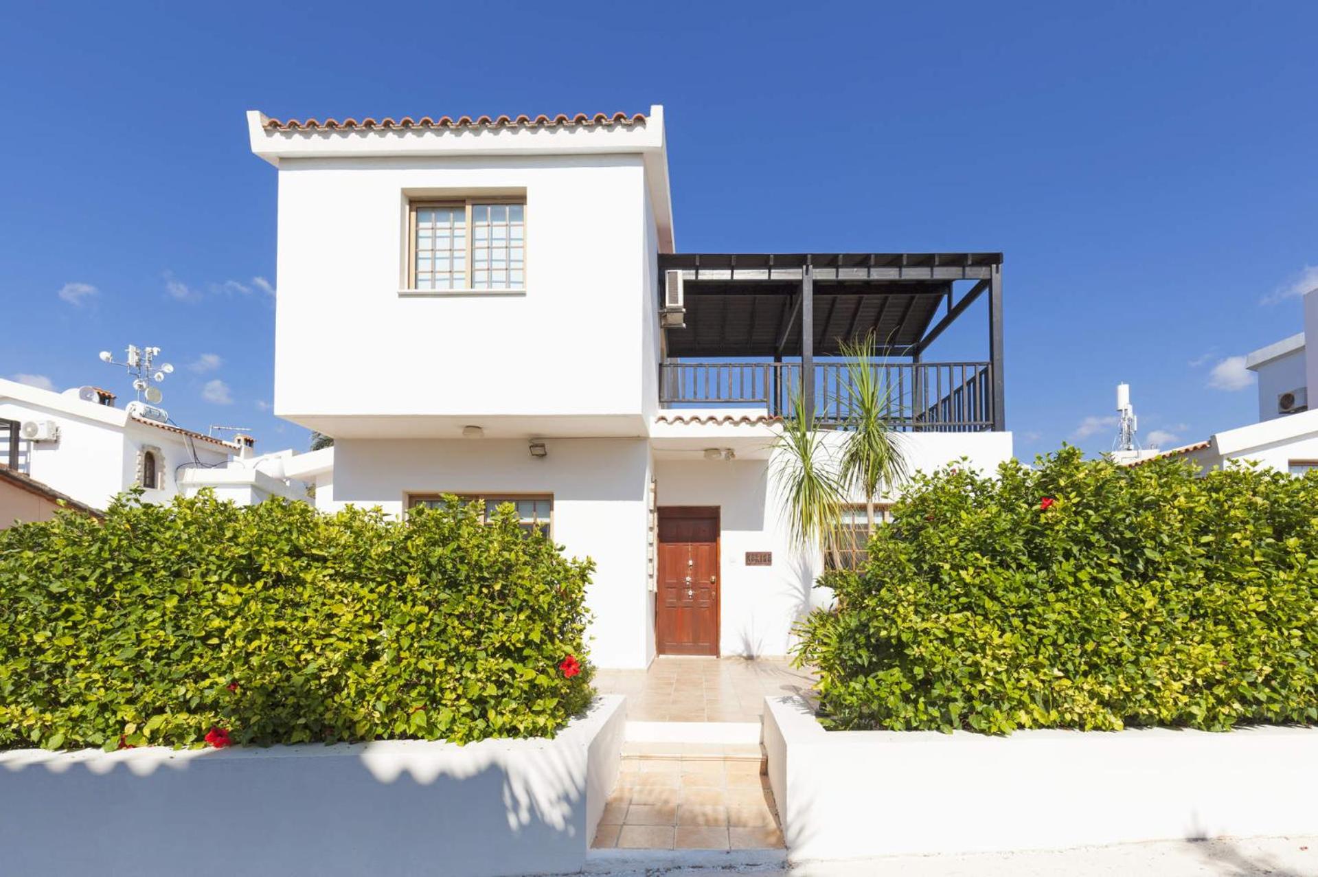 Villa Nerine by Villa Plus