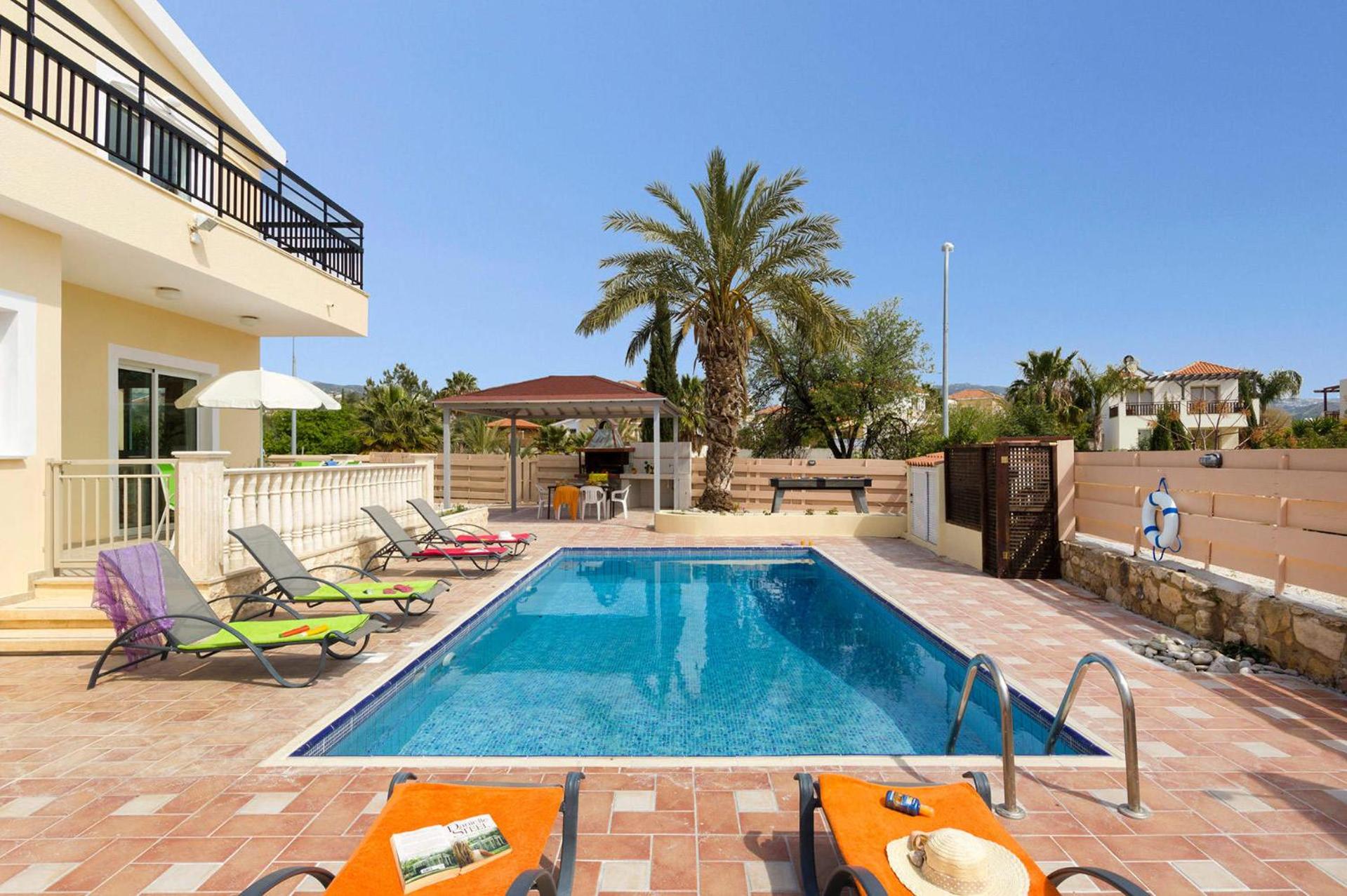 Villa Philios by Villa Plus