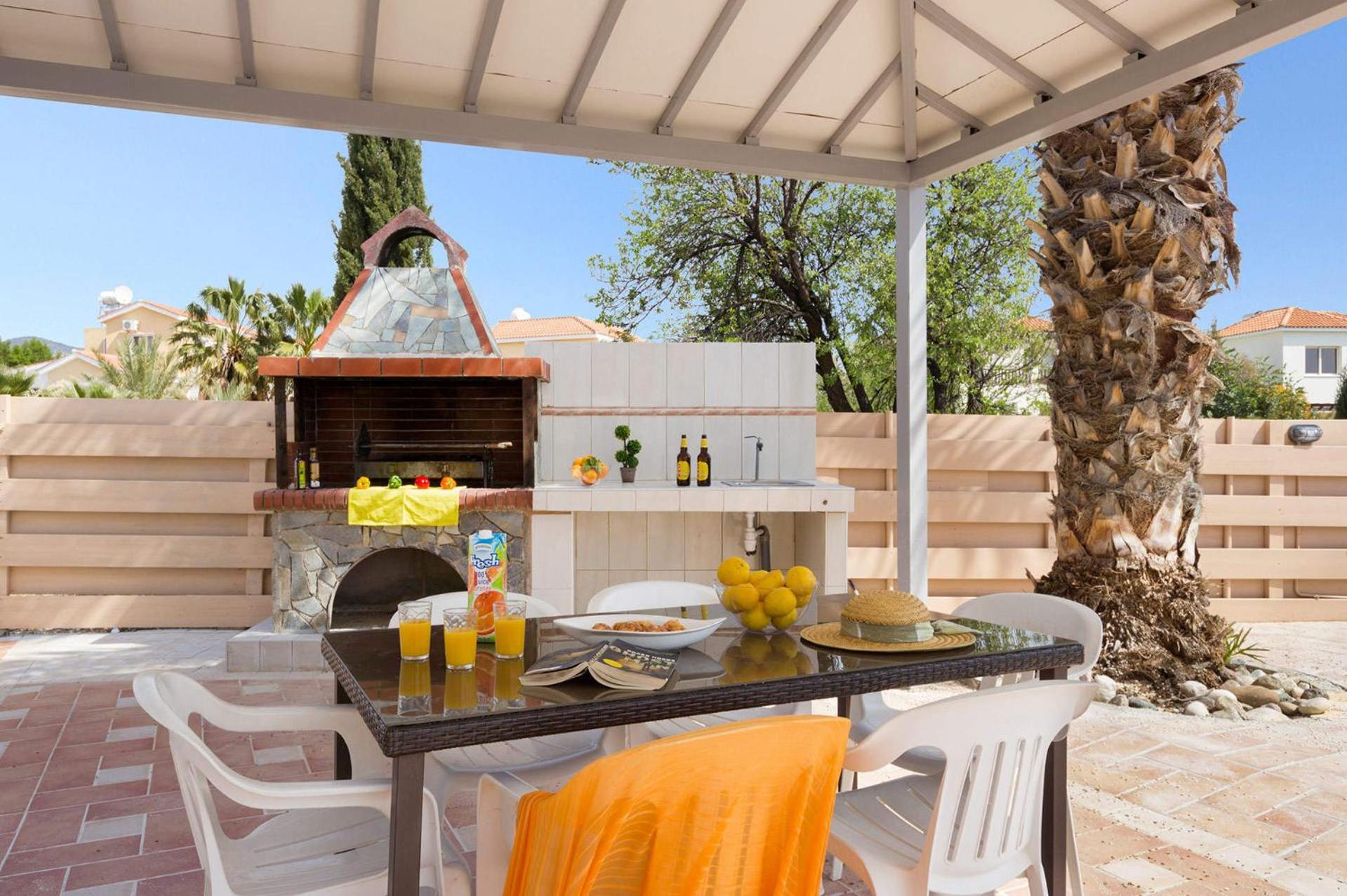 Villa Philios by Villa Plus
