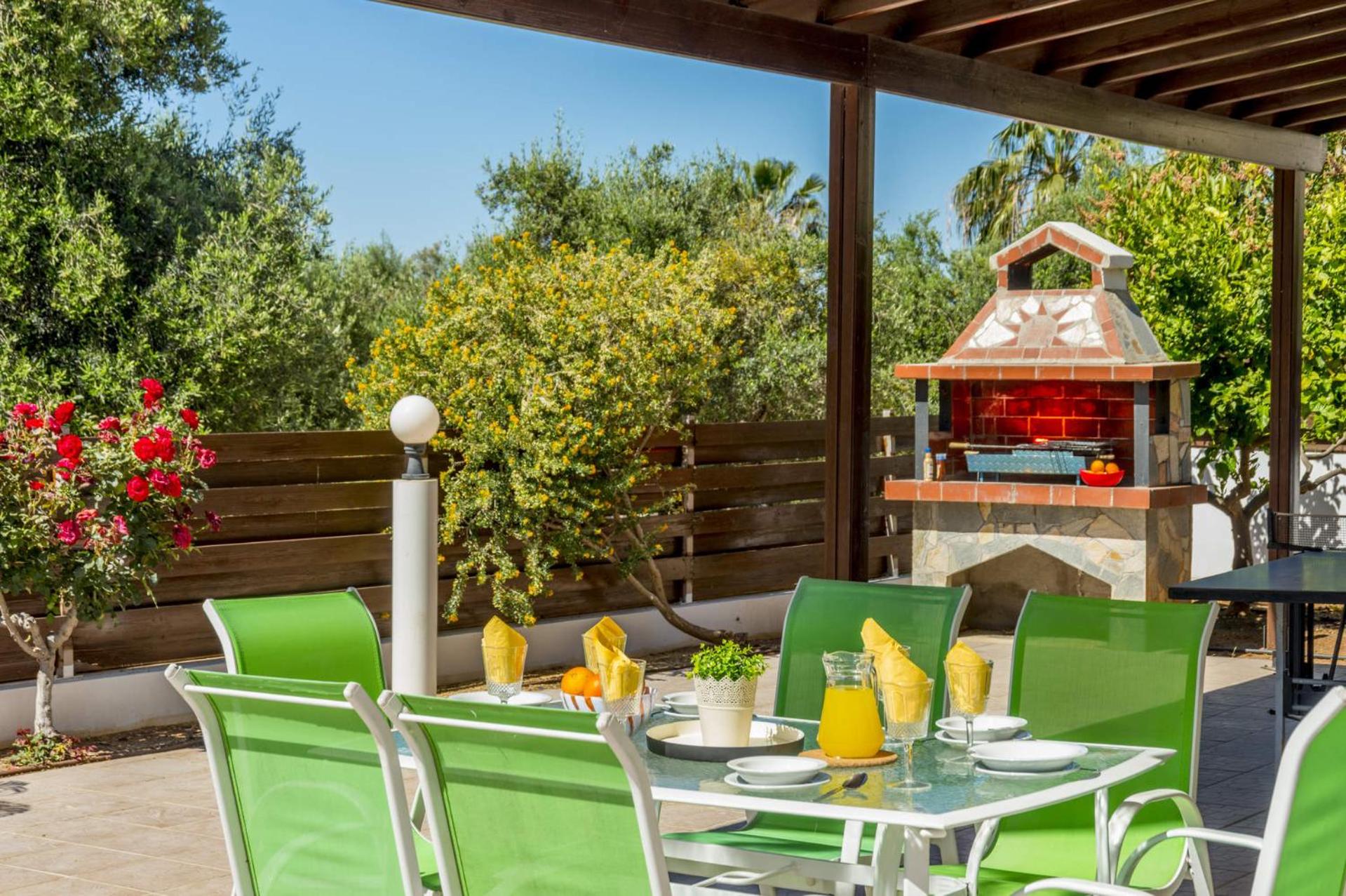 Villa Coral Athina by Villa Plus