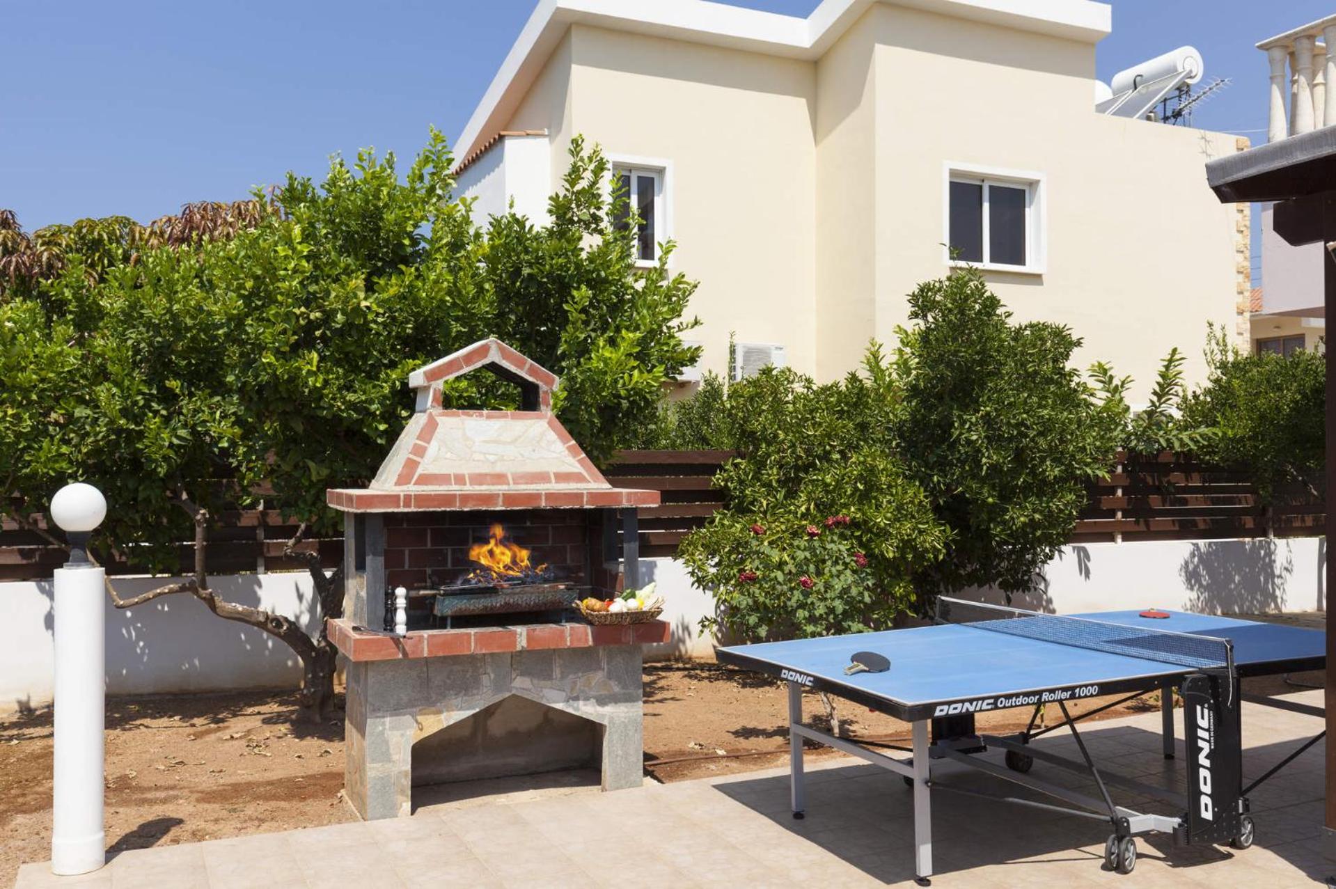 Villa Dione by Villa Plus