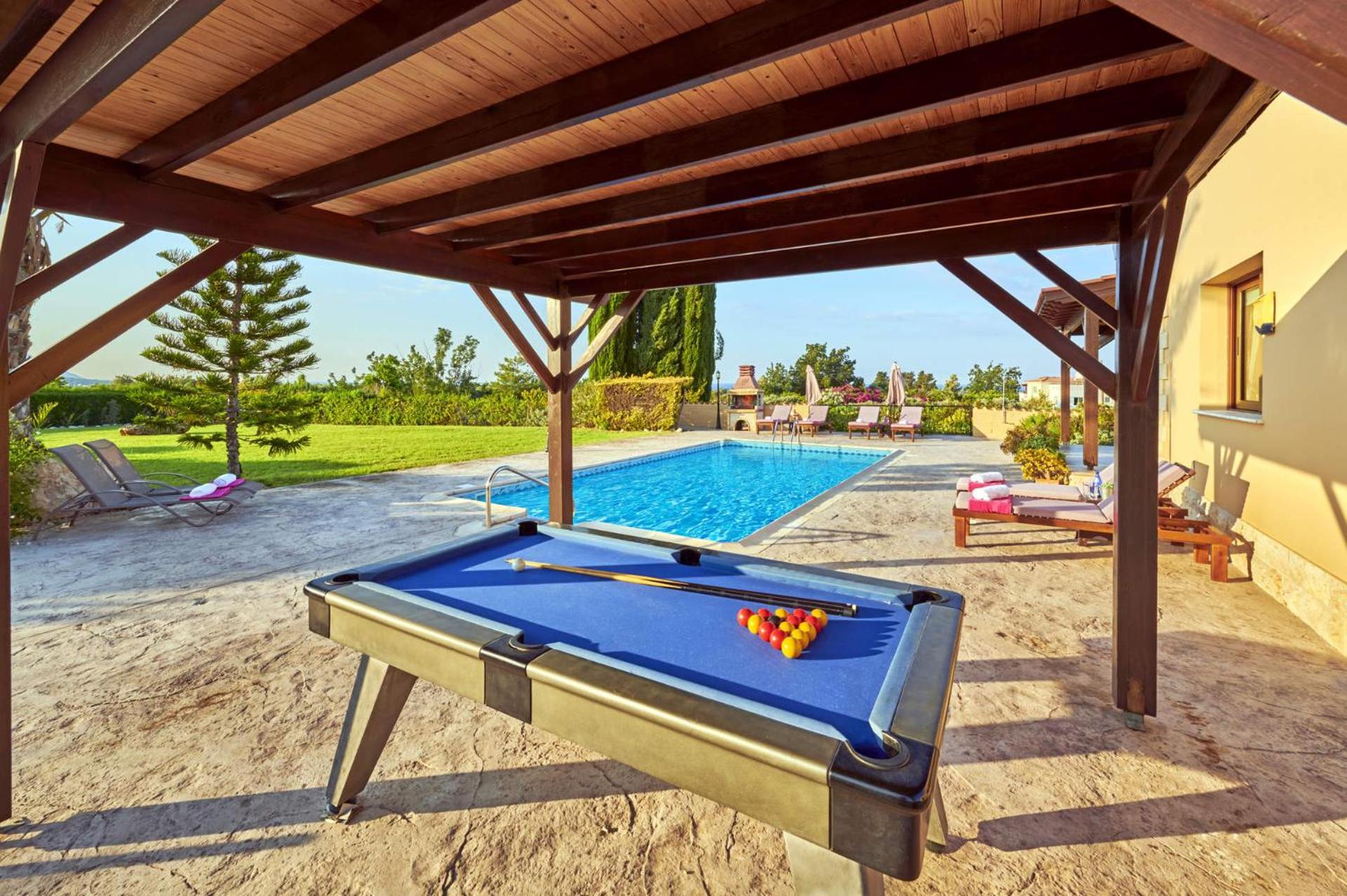Villa Andriana by Villa Plus
