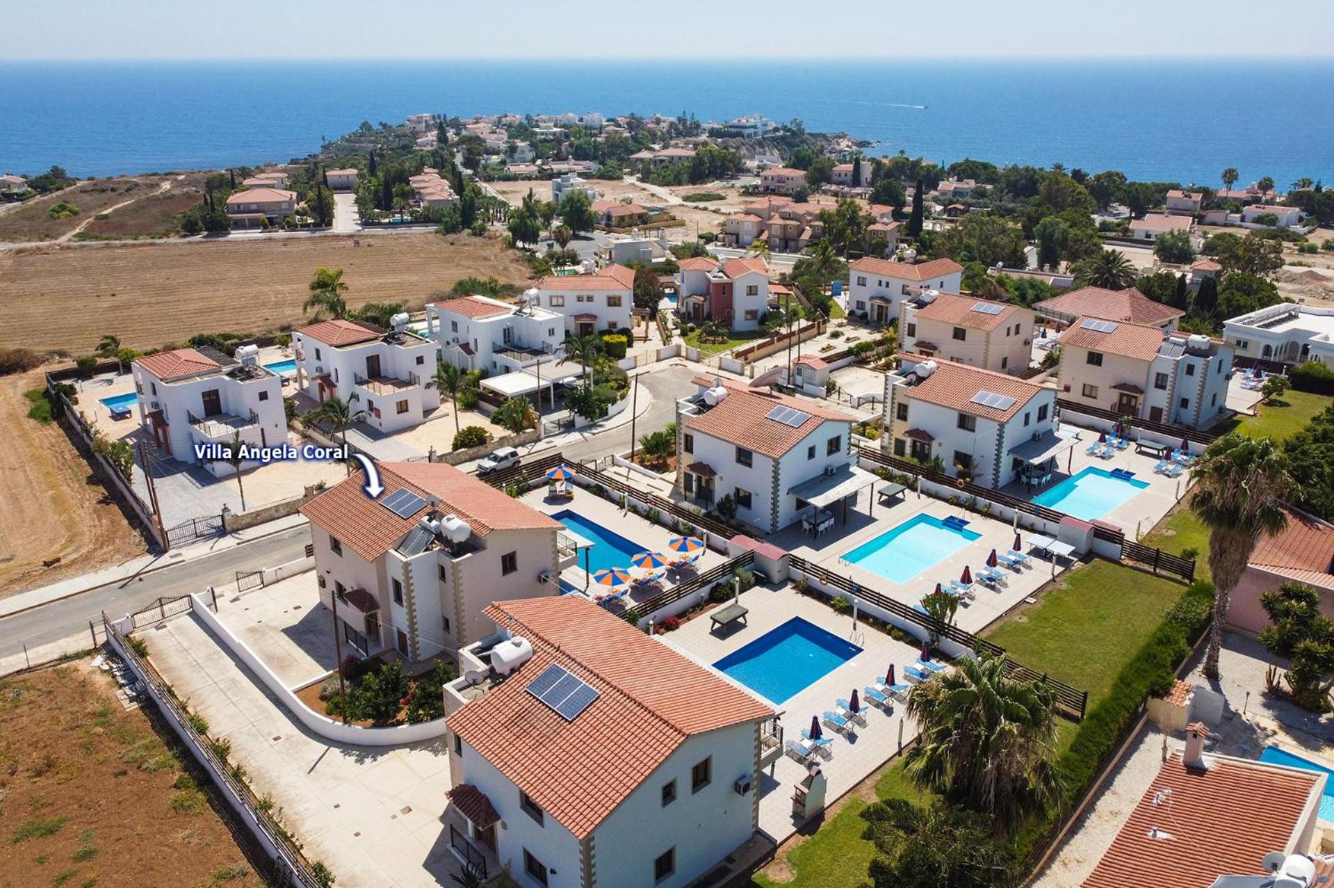 Villa Angela Coral by Villa Plus