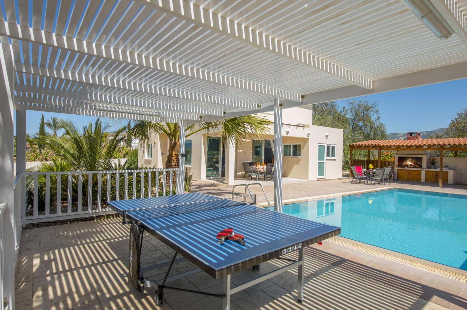 Villa Antigoni by Villa Plus