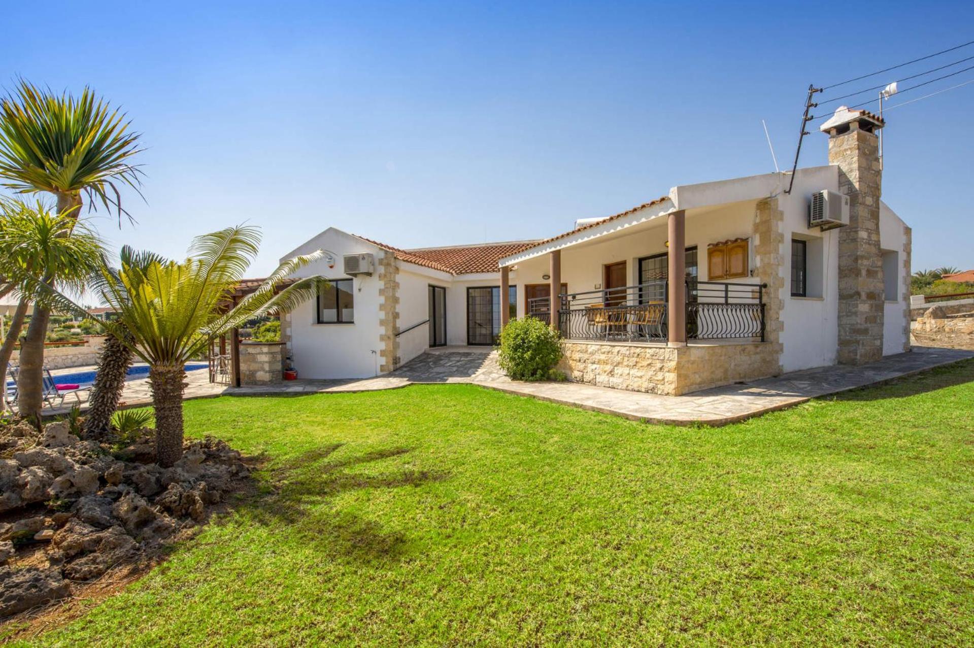 Villa Elaia by Villa Plus
