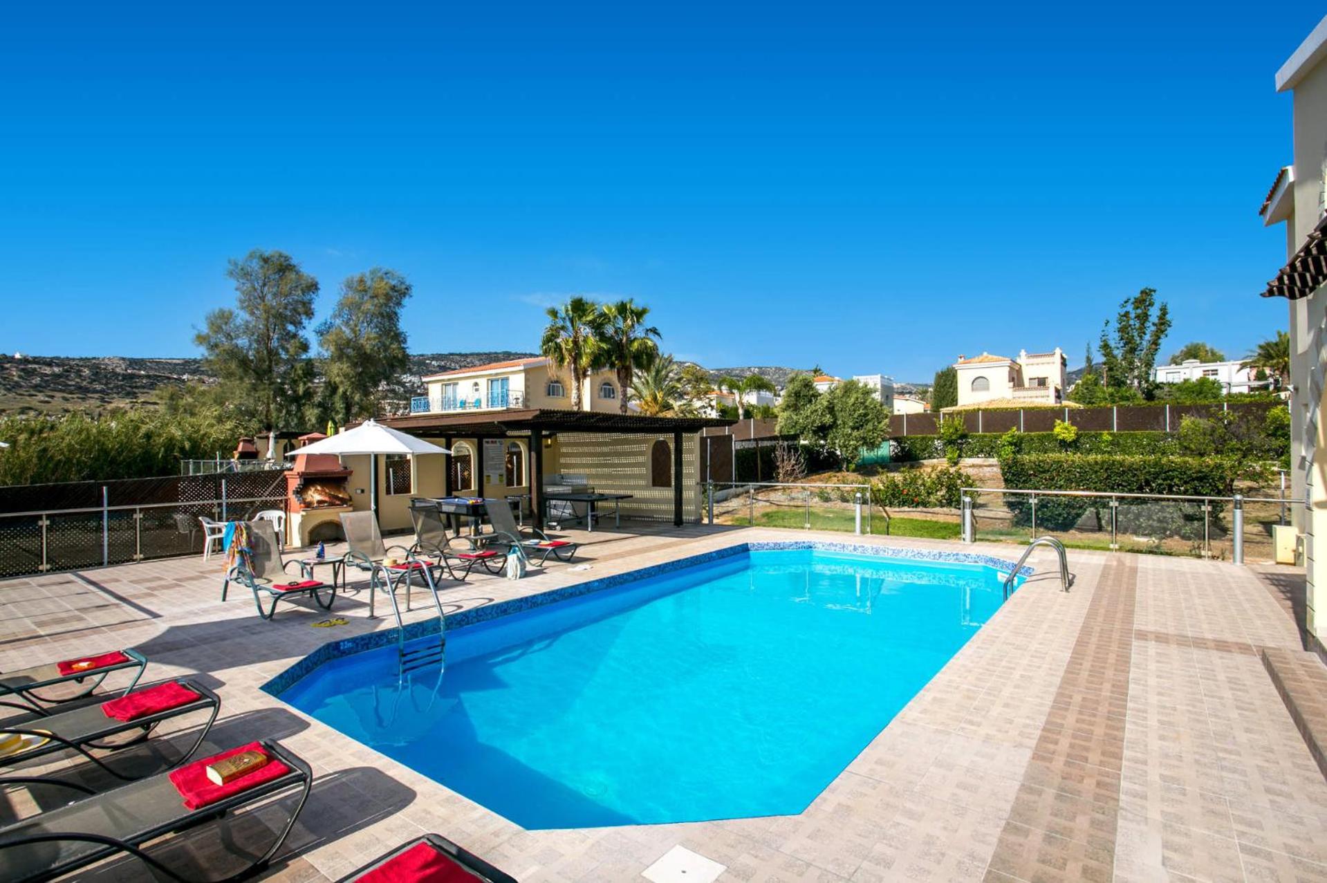 Villa Joanna Coral Bay by Villa Plus