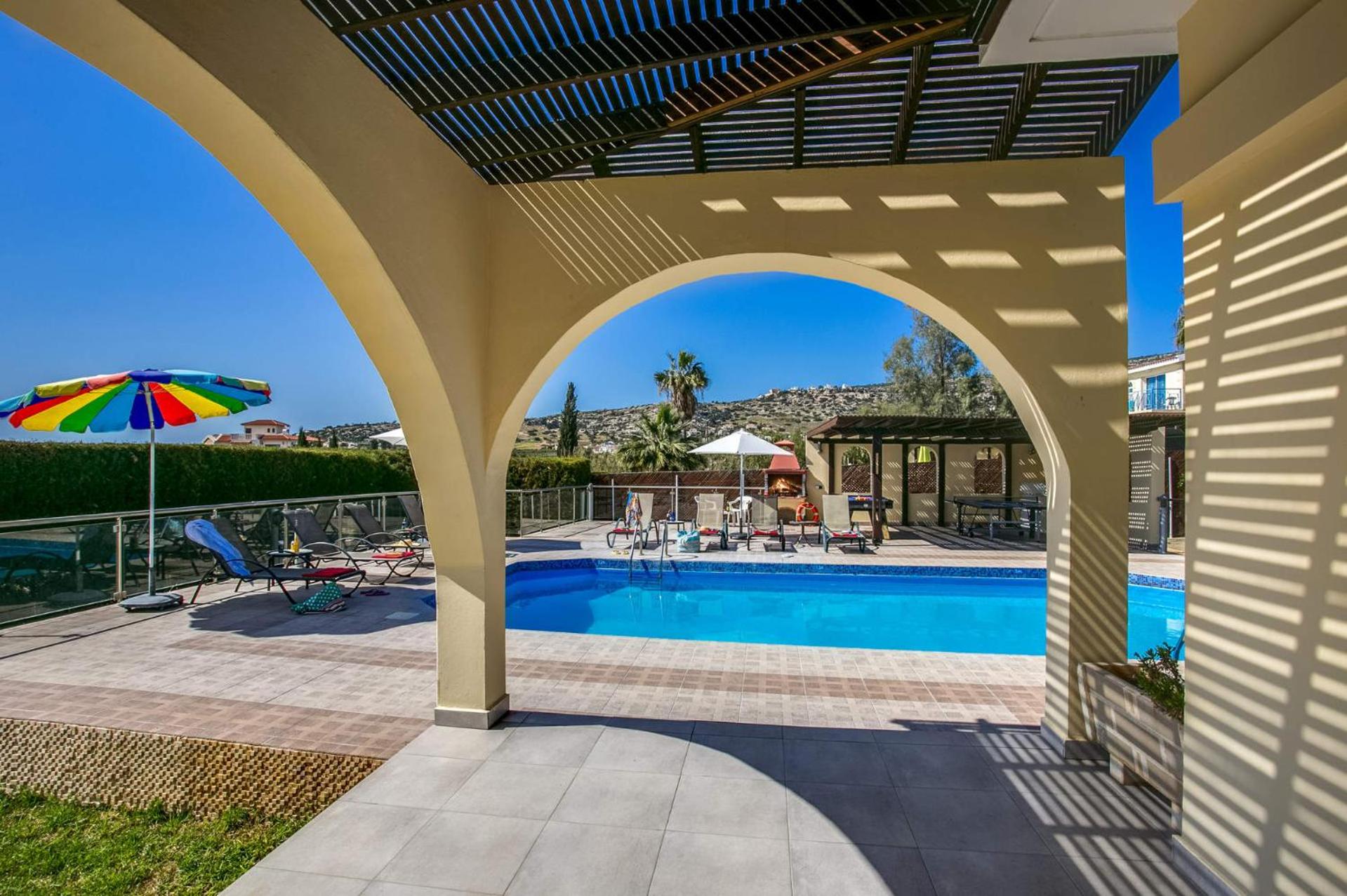 Villa Joanna Coral Bay by Villa Plus
