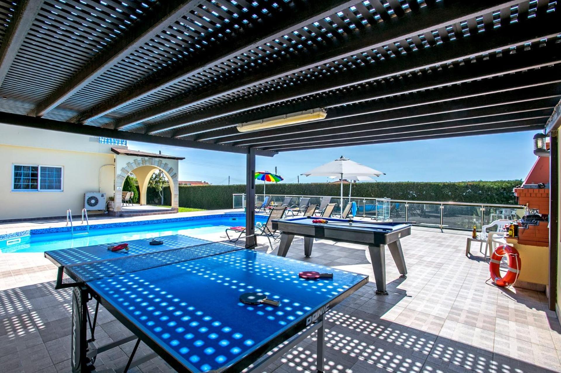 Villa Joanna Coral Bay by Villa Plus