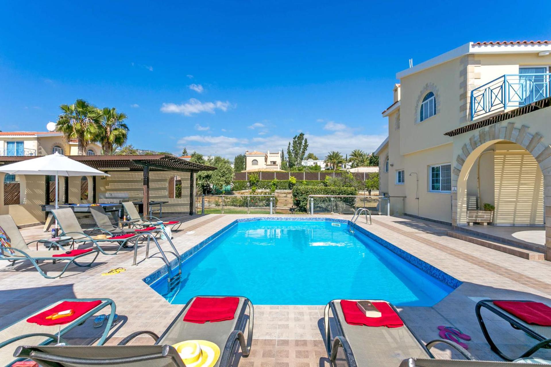 Villa Joanna Coral Bay by Villa Plus