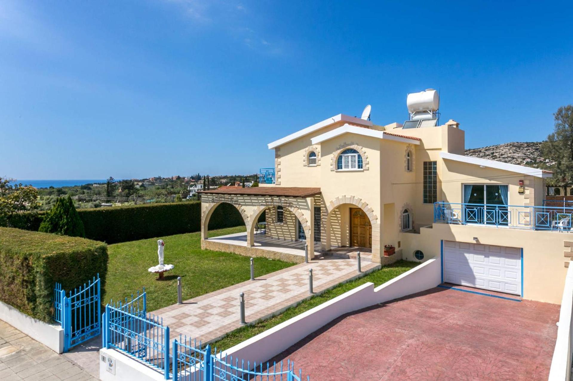 Villa Joanna Coral Bay by Villa Plus