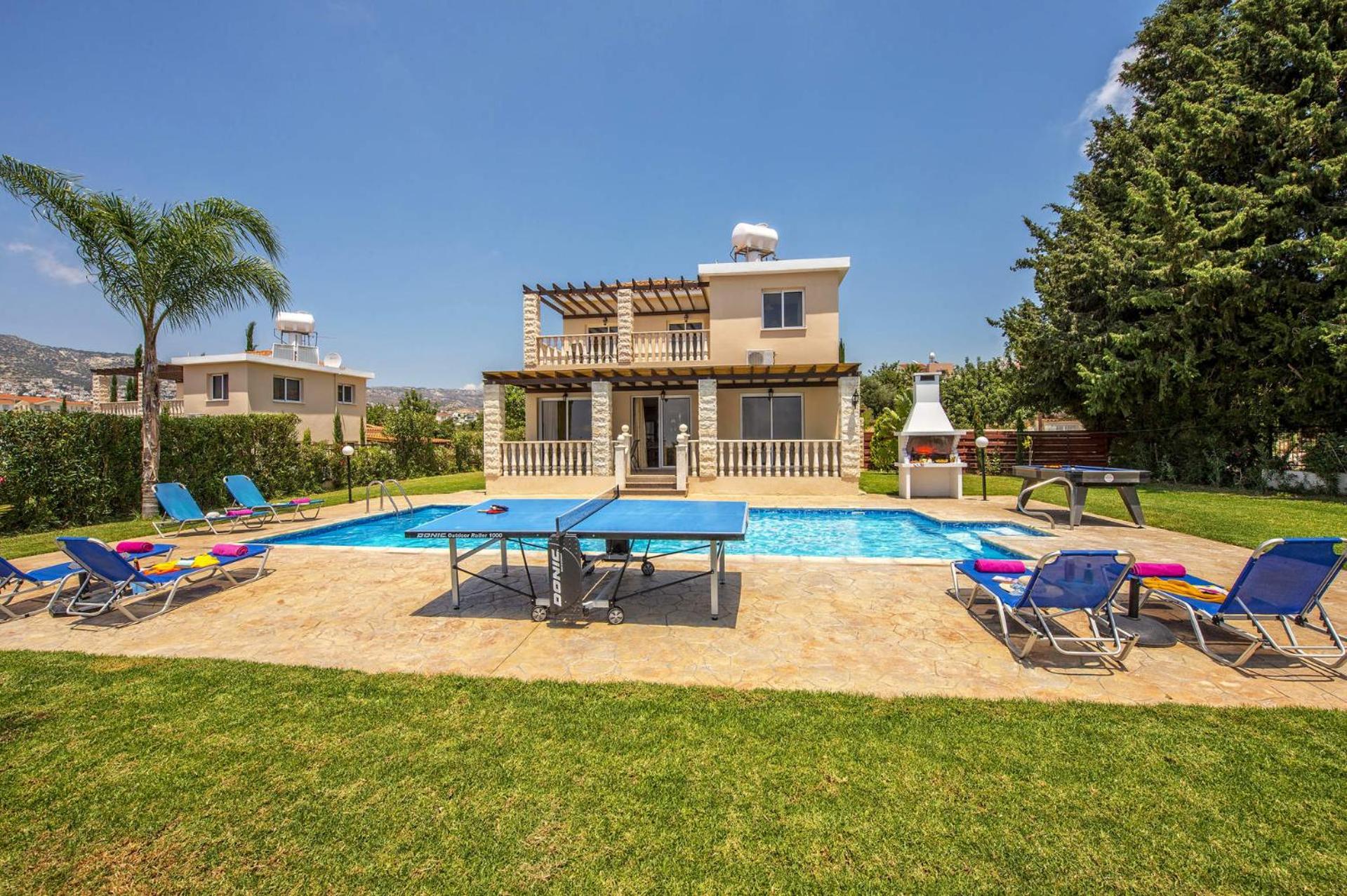 Villa Savia by Villa Plus