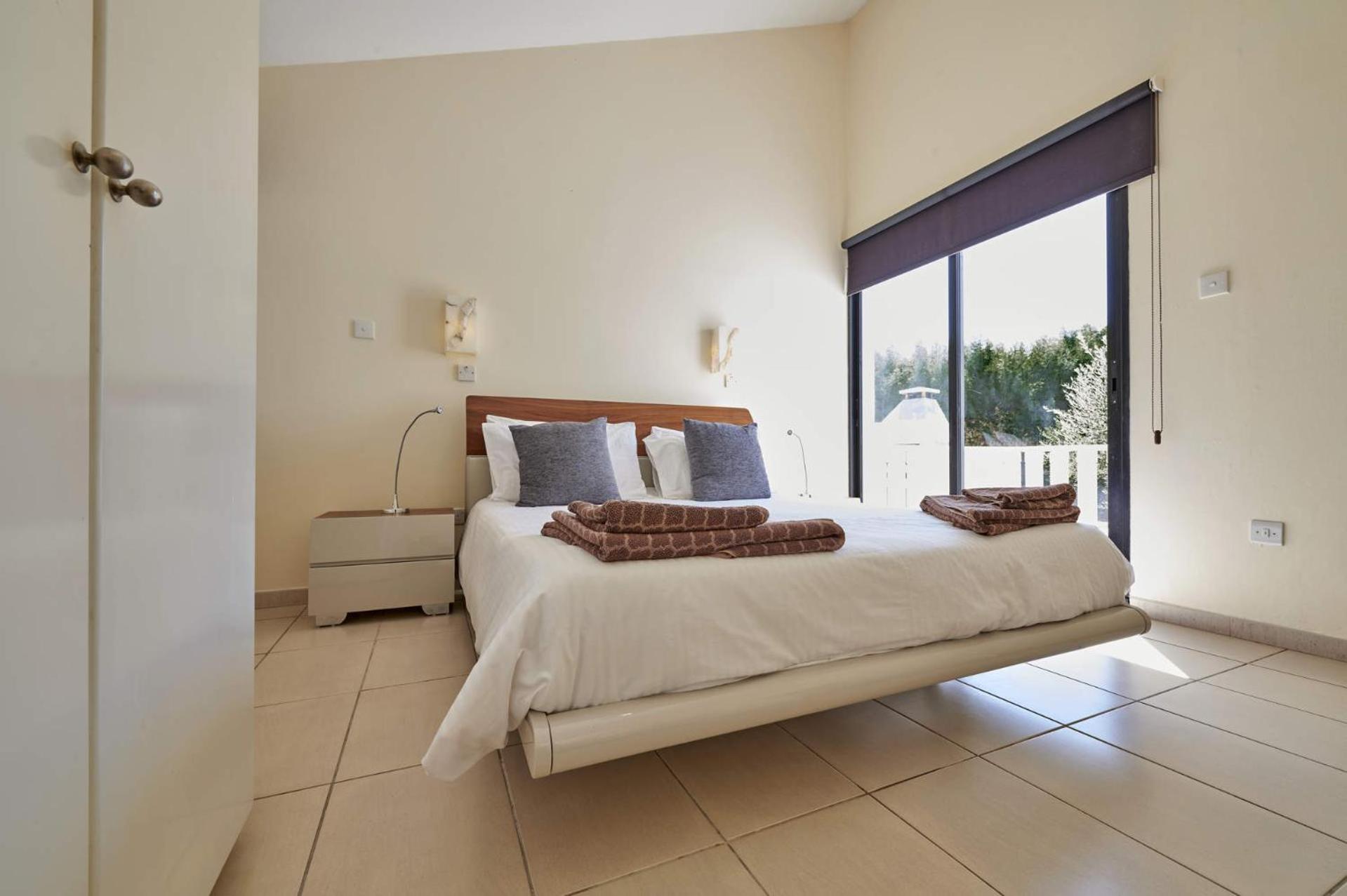 Villa Theo Sapphire by Villa Plus
