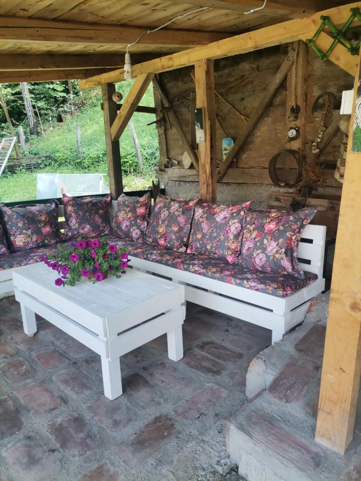 Stari dud Beserovina