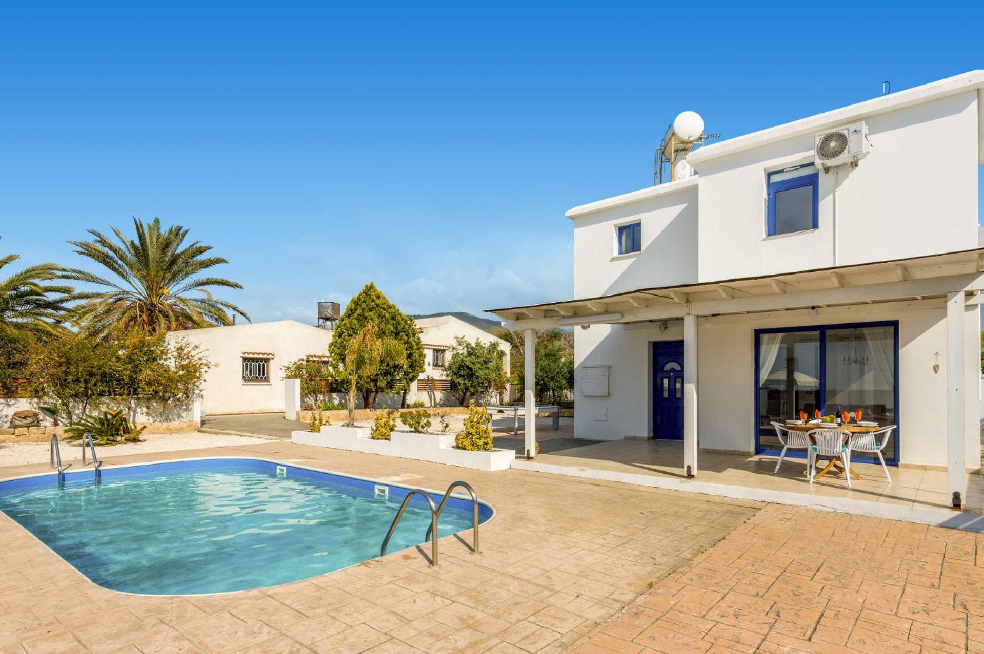 Villa Alexelio by Villa Plus