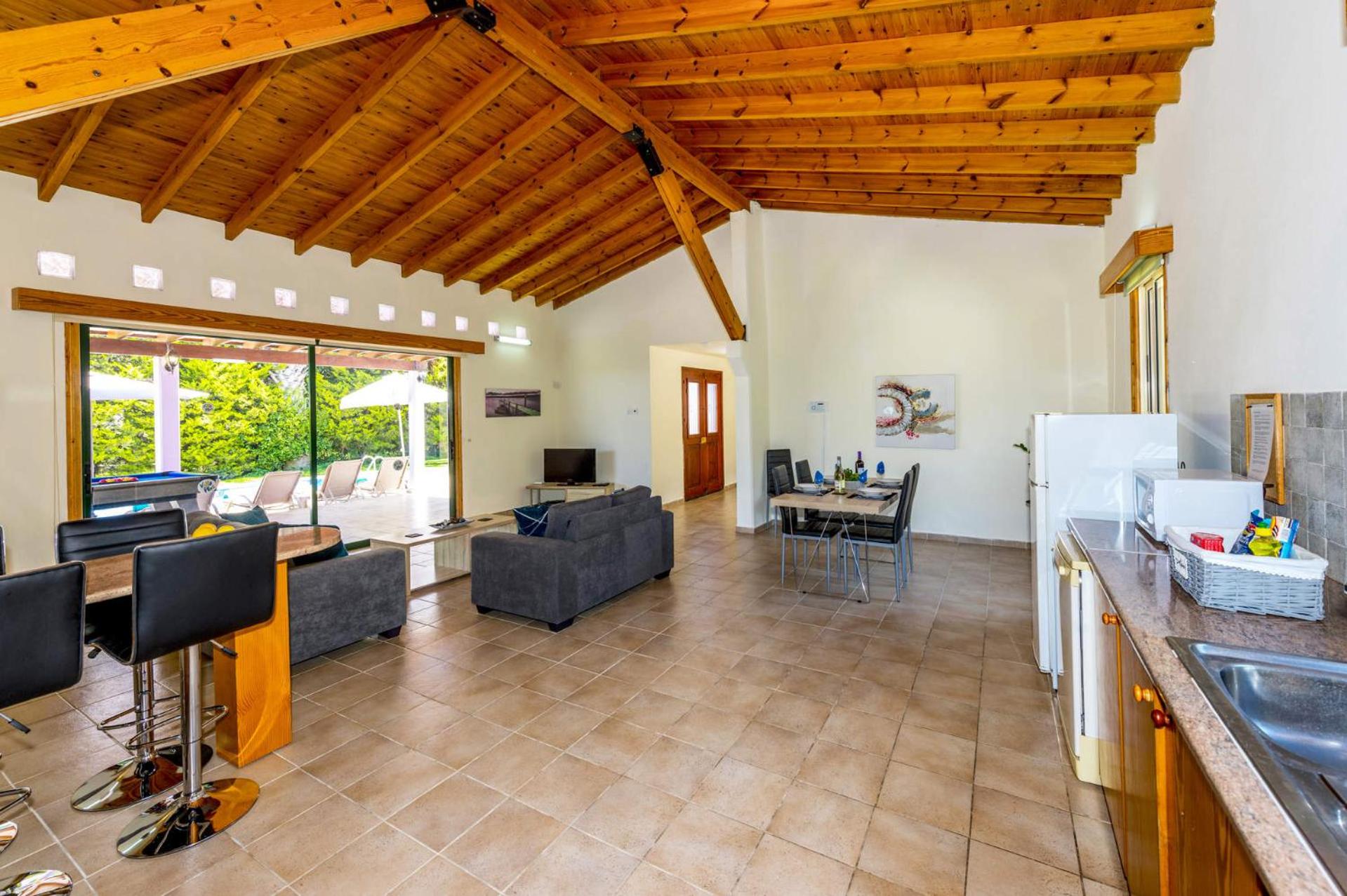 Villa Clymentas by Villa Plus