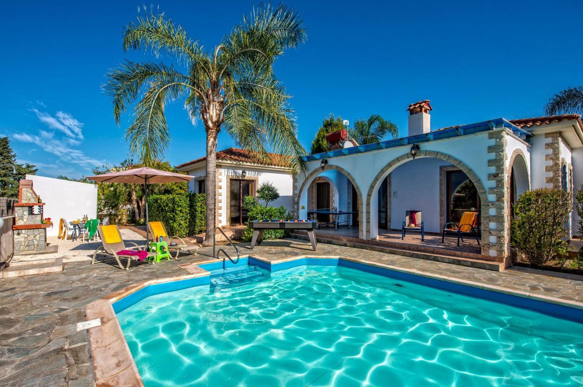 Villa Elissa by Villa Plus