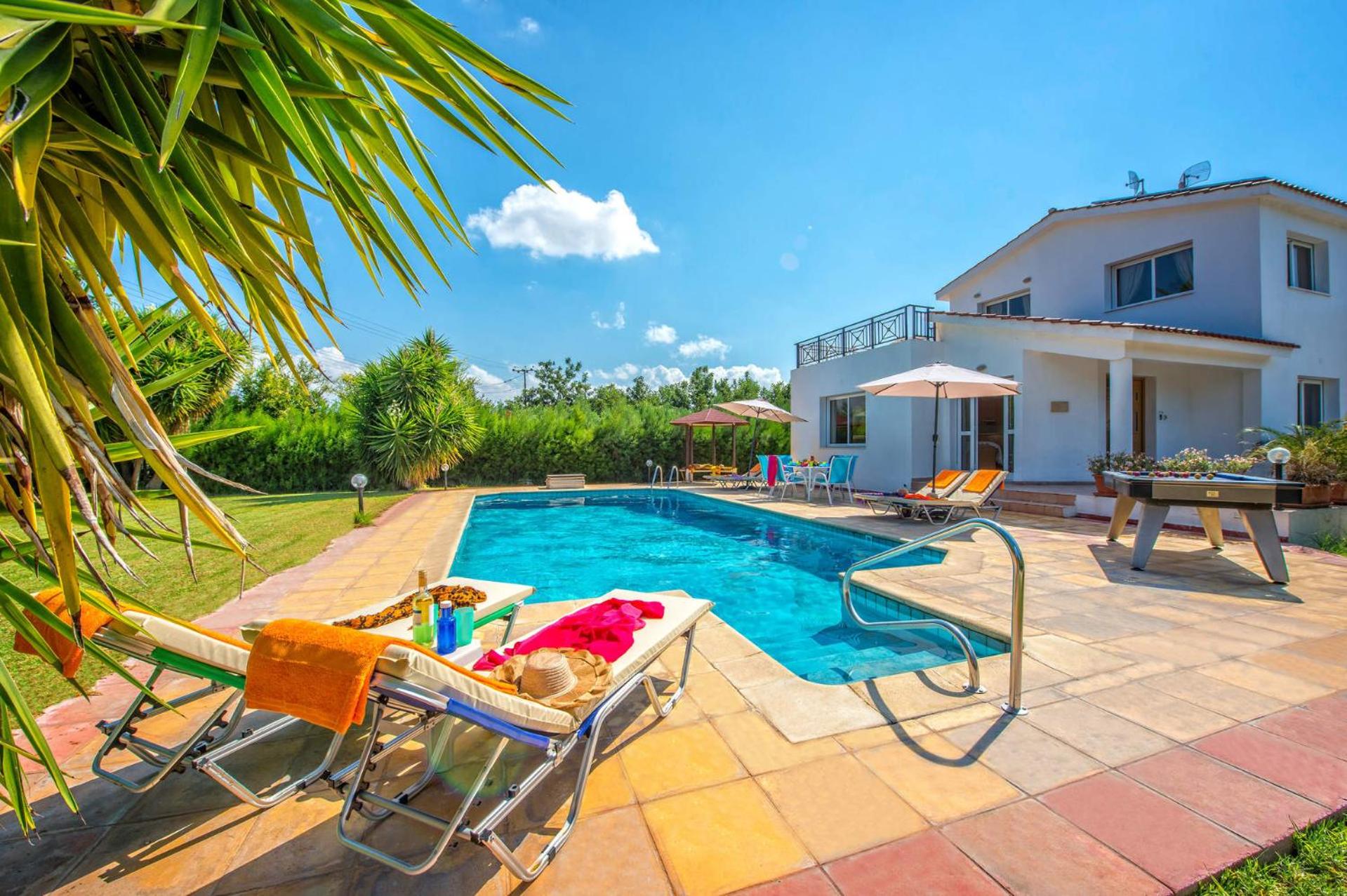 Villa Evilia by Villa Plus