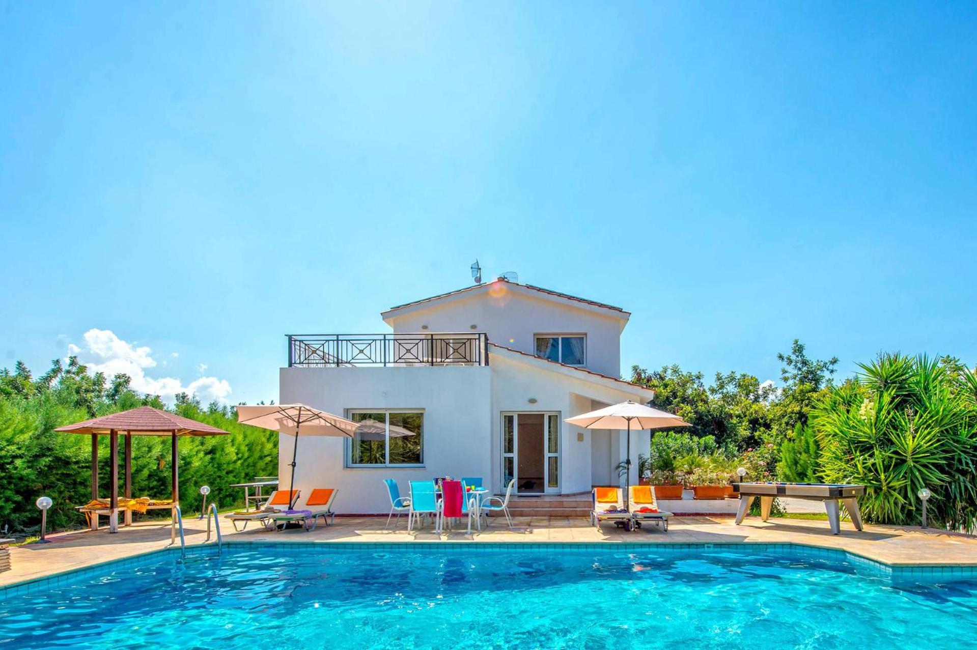 Villa Evilia by Villa Plus